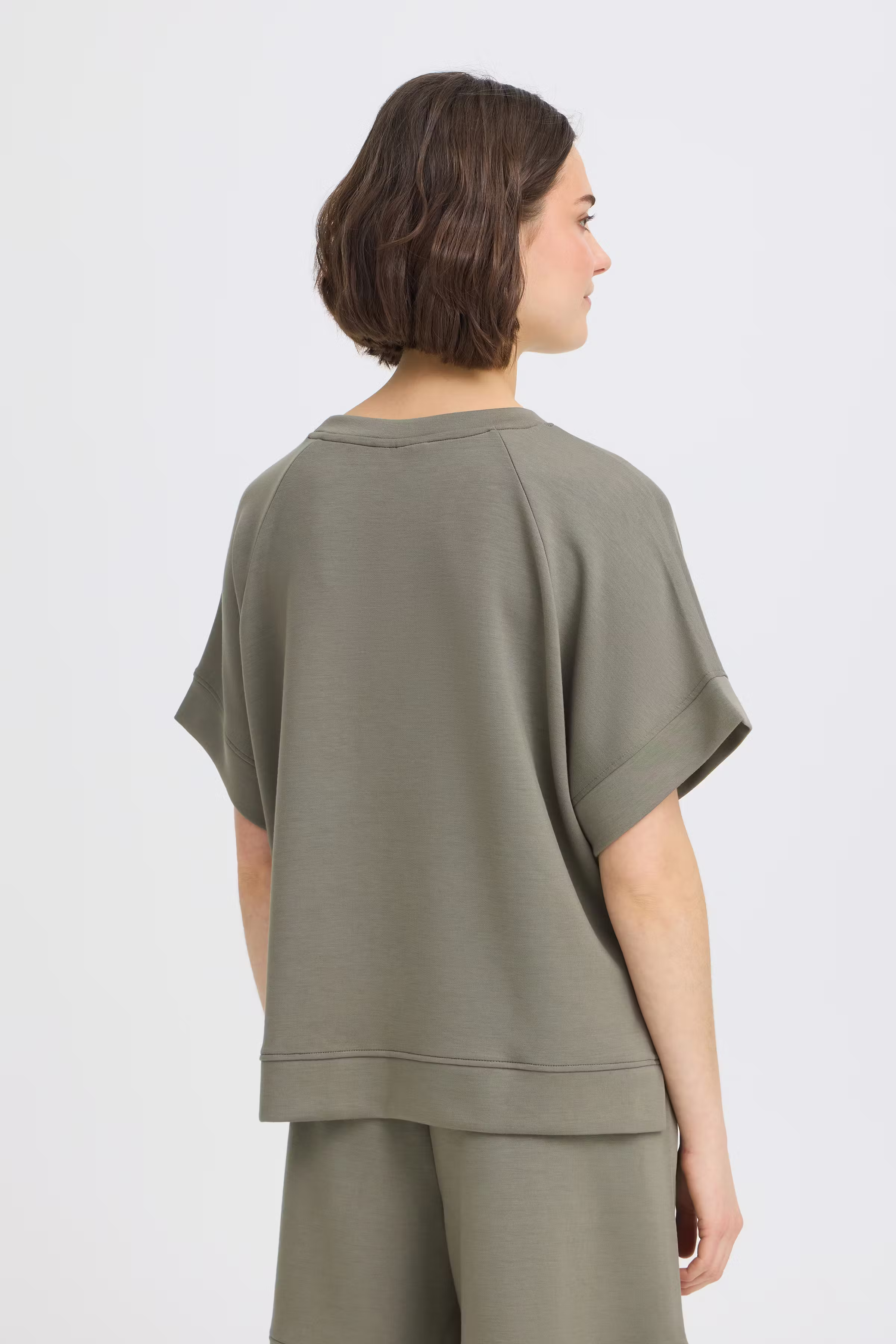 FRAURORA T-shirt LOOKBOOK BACK 20617749-180516