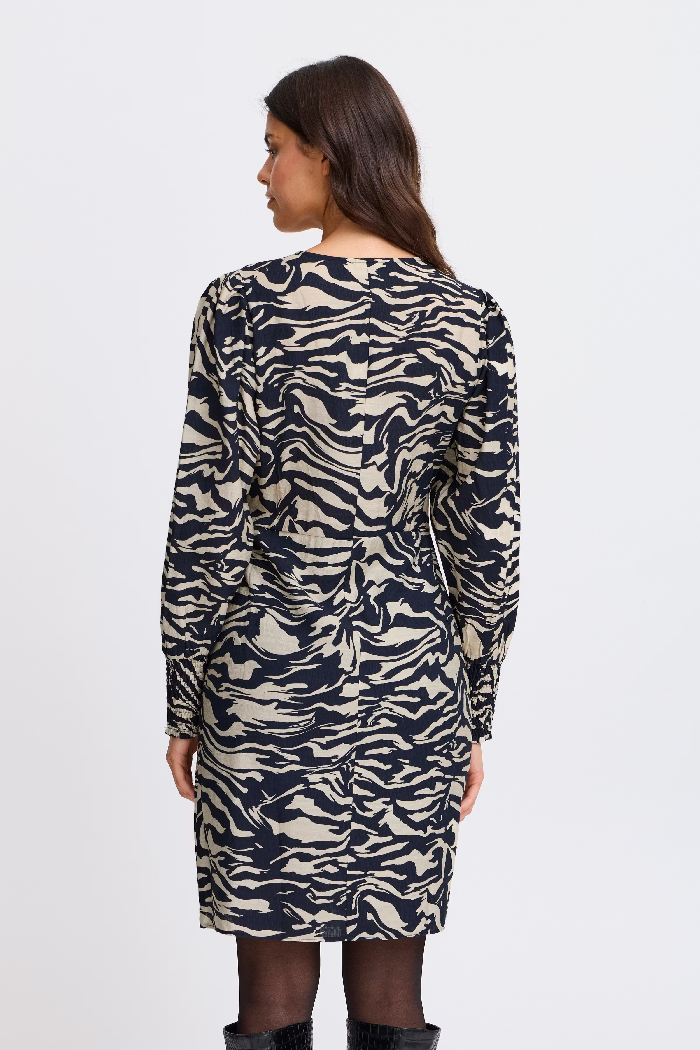 FRARIANA Klänning LOOKBOOK BACK 20614544-203623