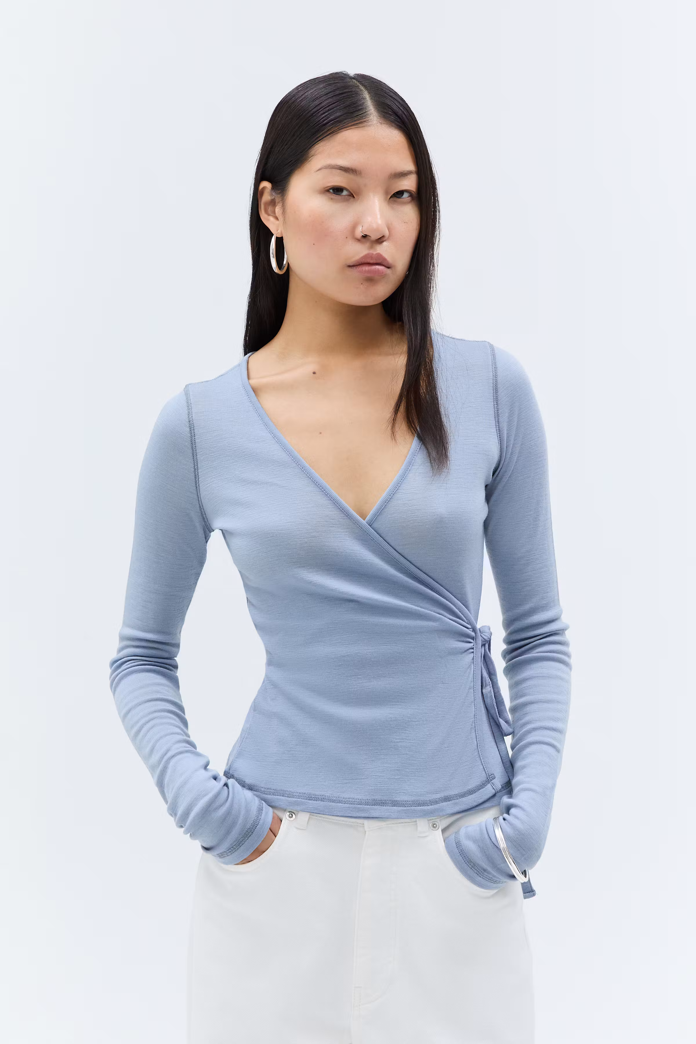 IOFINE WRAP TOP LOOKBOOK FRONT 30600120-BL842
