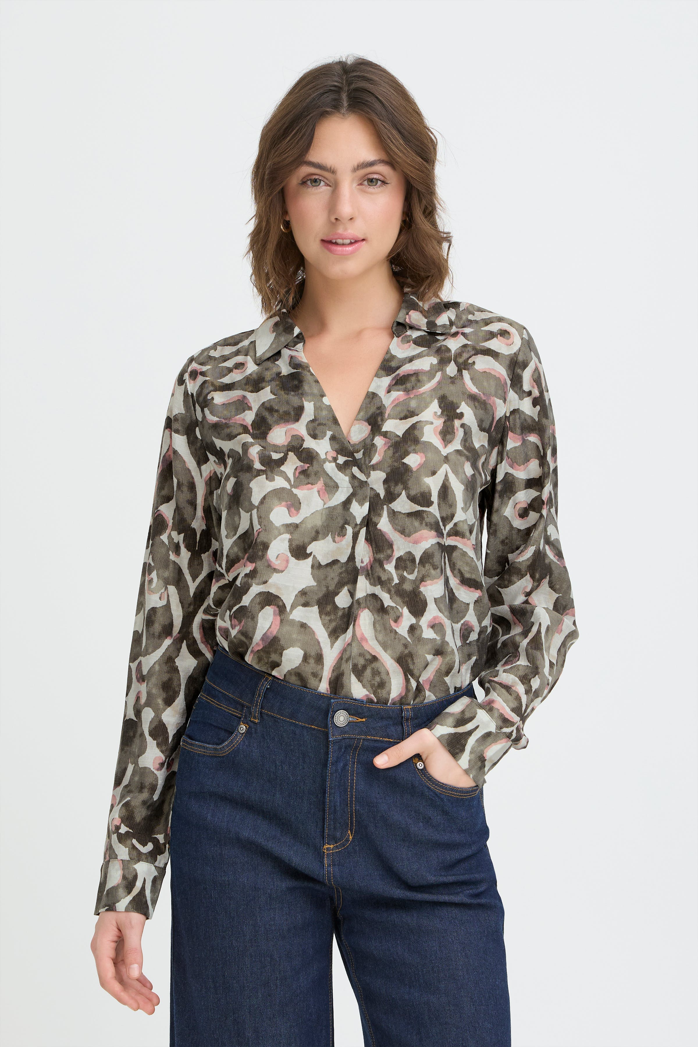 FRARIANA Blus LOOKBOOK FRONT 20617395-900004461