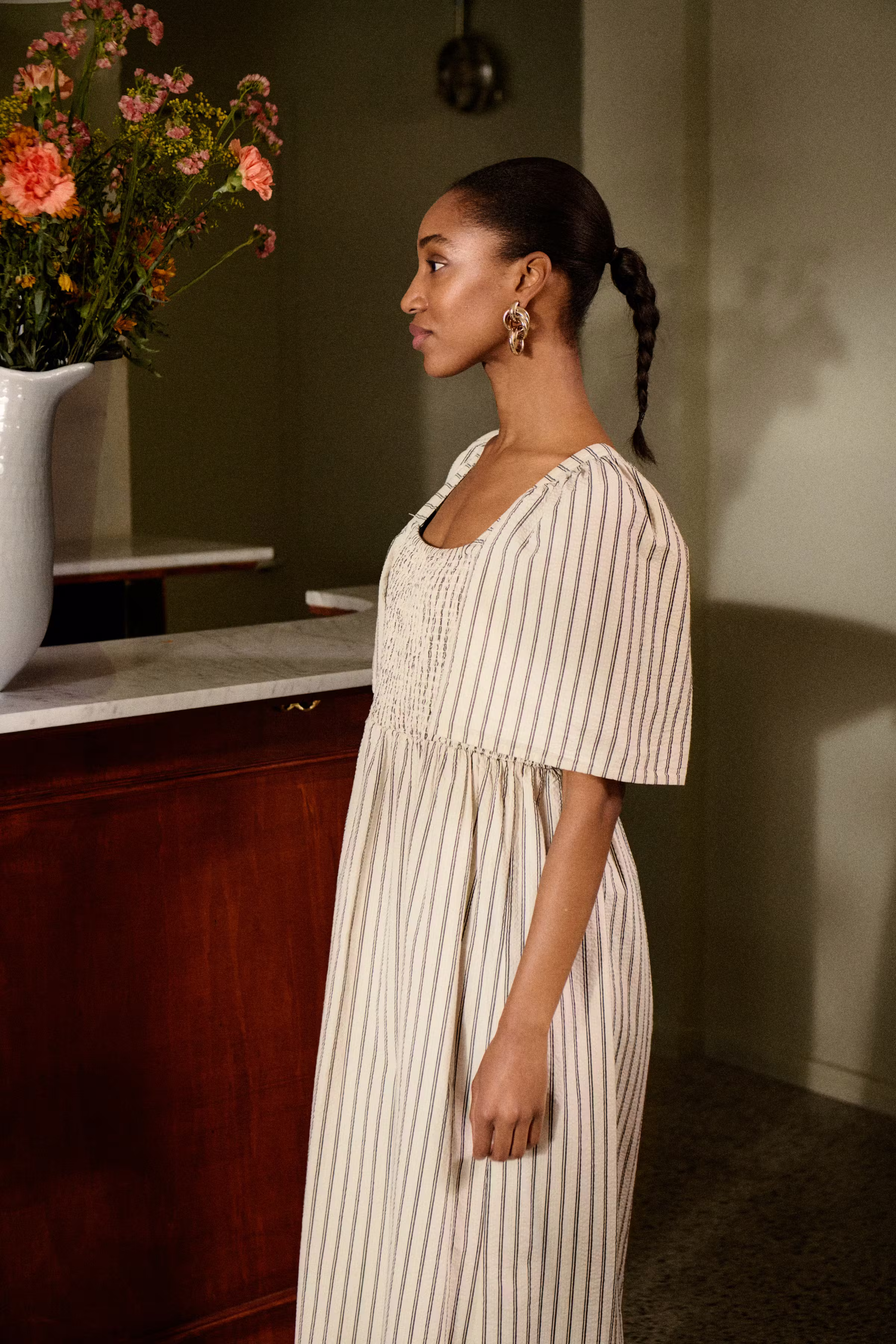 SLAnvitte Dress LOCATION NONE 30408471-303927