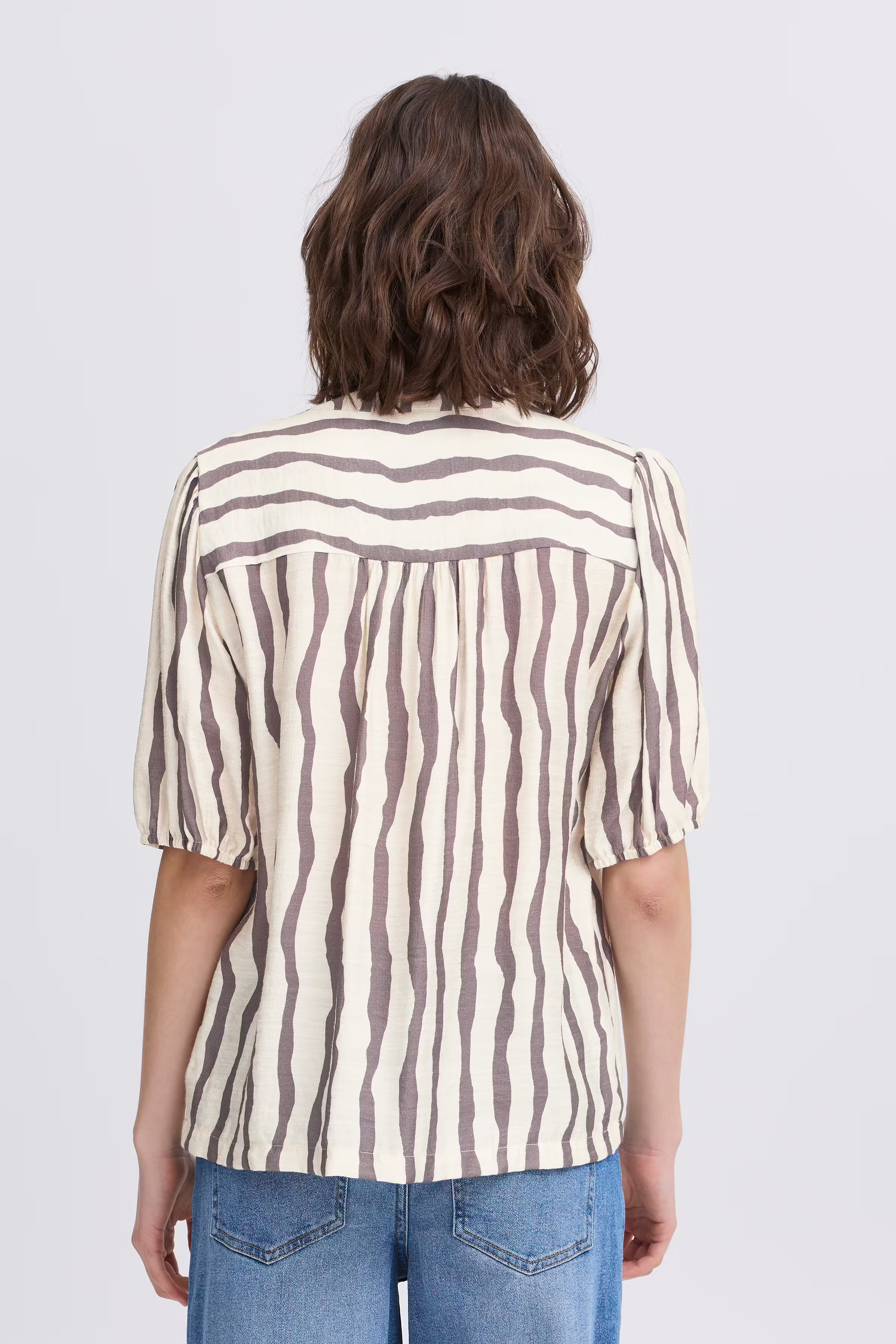 FRARIANA Blouse LOOKBOOK BACK 20615803-204455