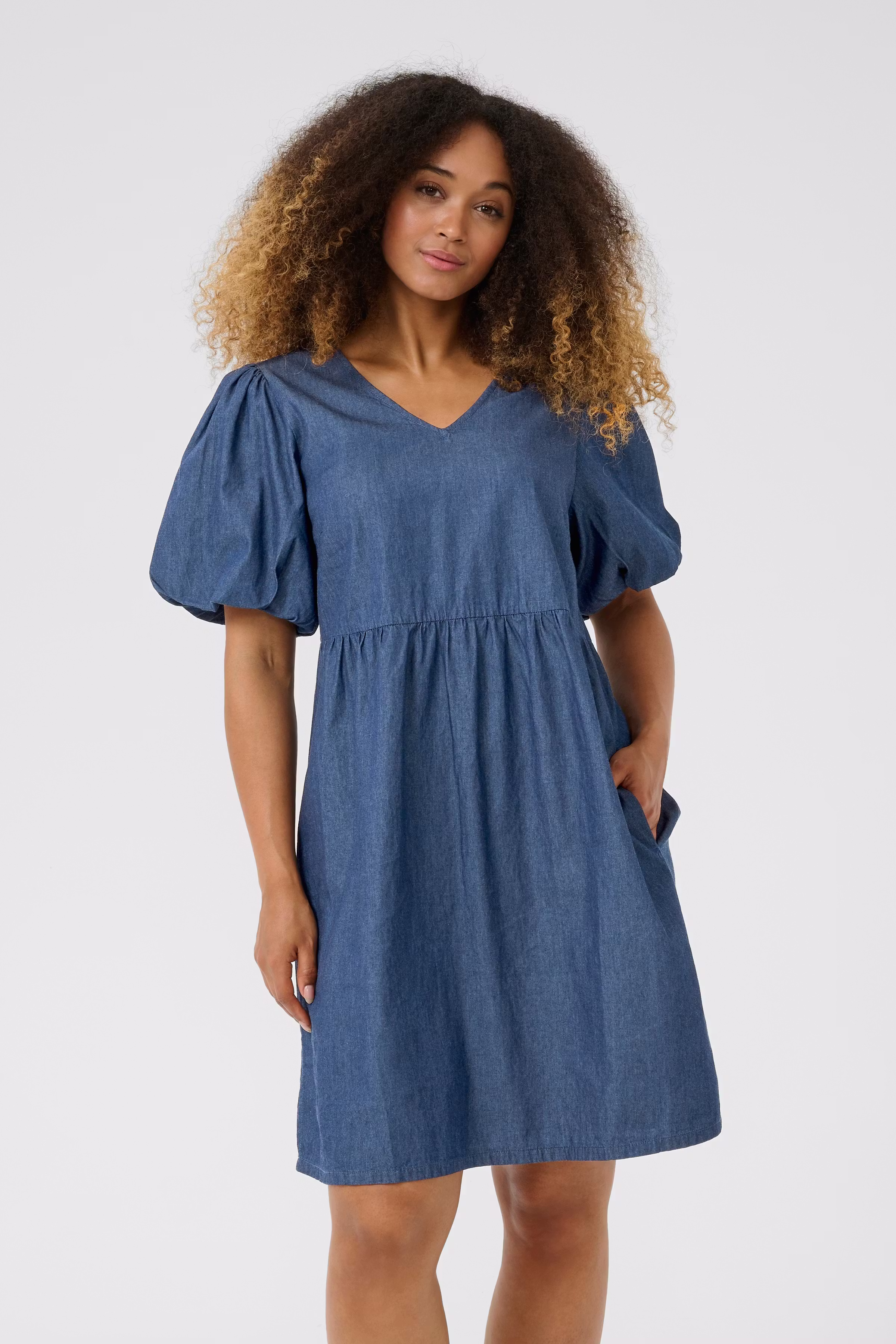 CRTallie Klänning LOOKBOOK FRONT 10613970-107893