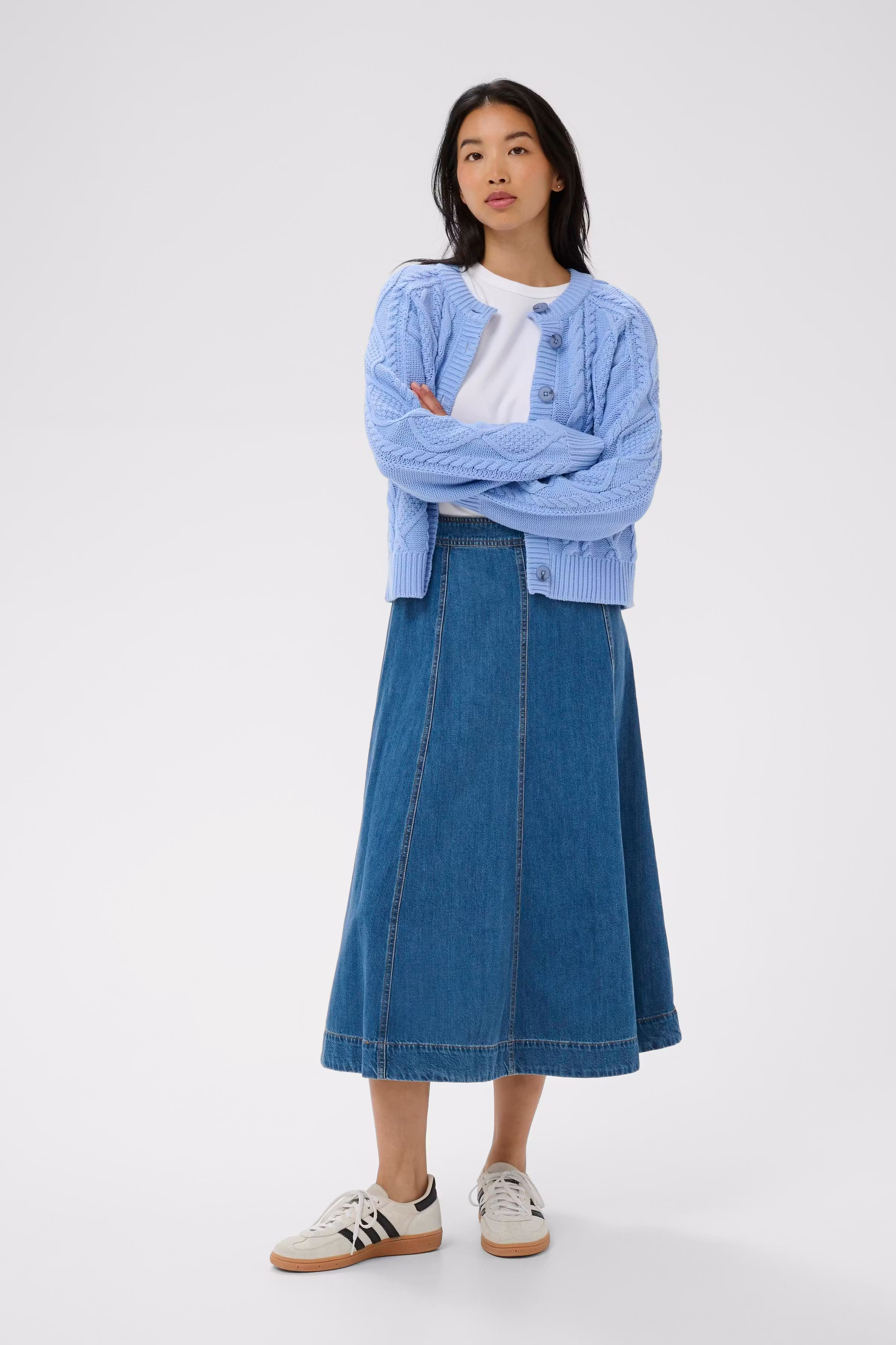 ZayraPW Cardigan LOOKBOOK FRONT 30310301-164030