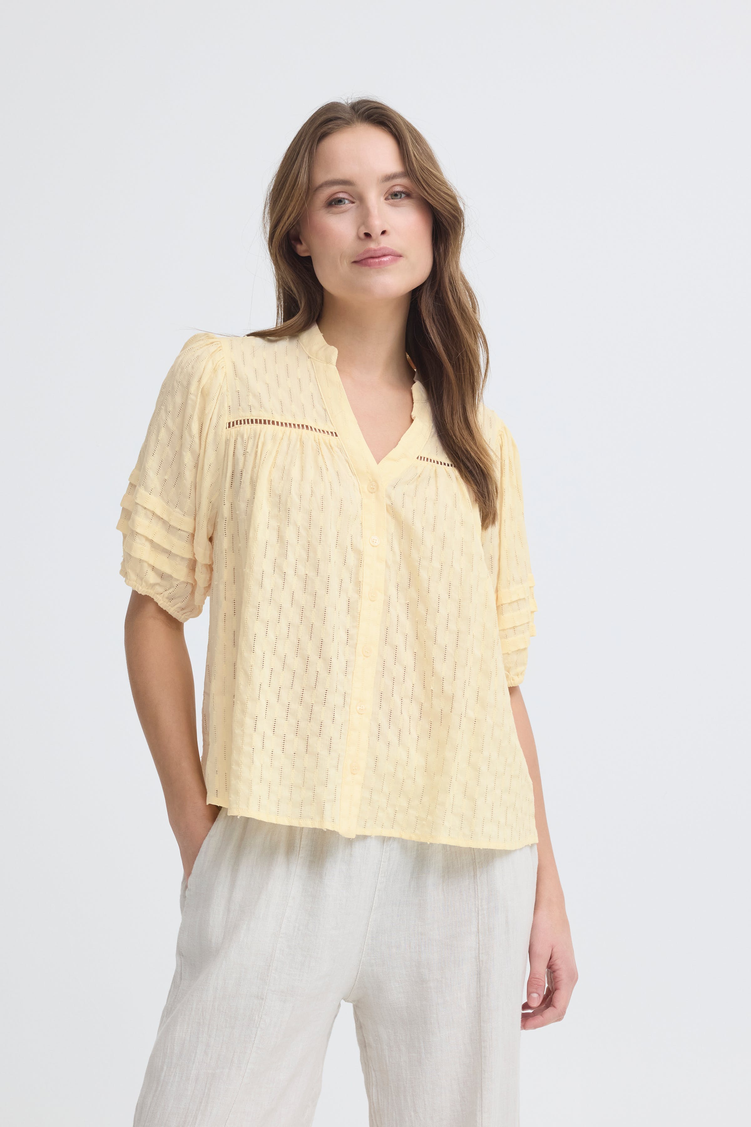 SBGRAZIE Bluse LOOKBOOK FRONT 22101160-120825