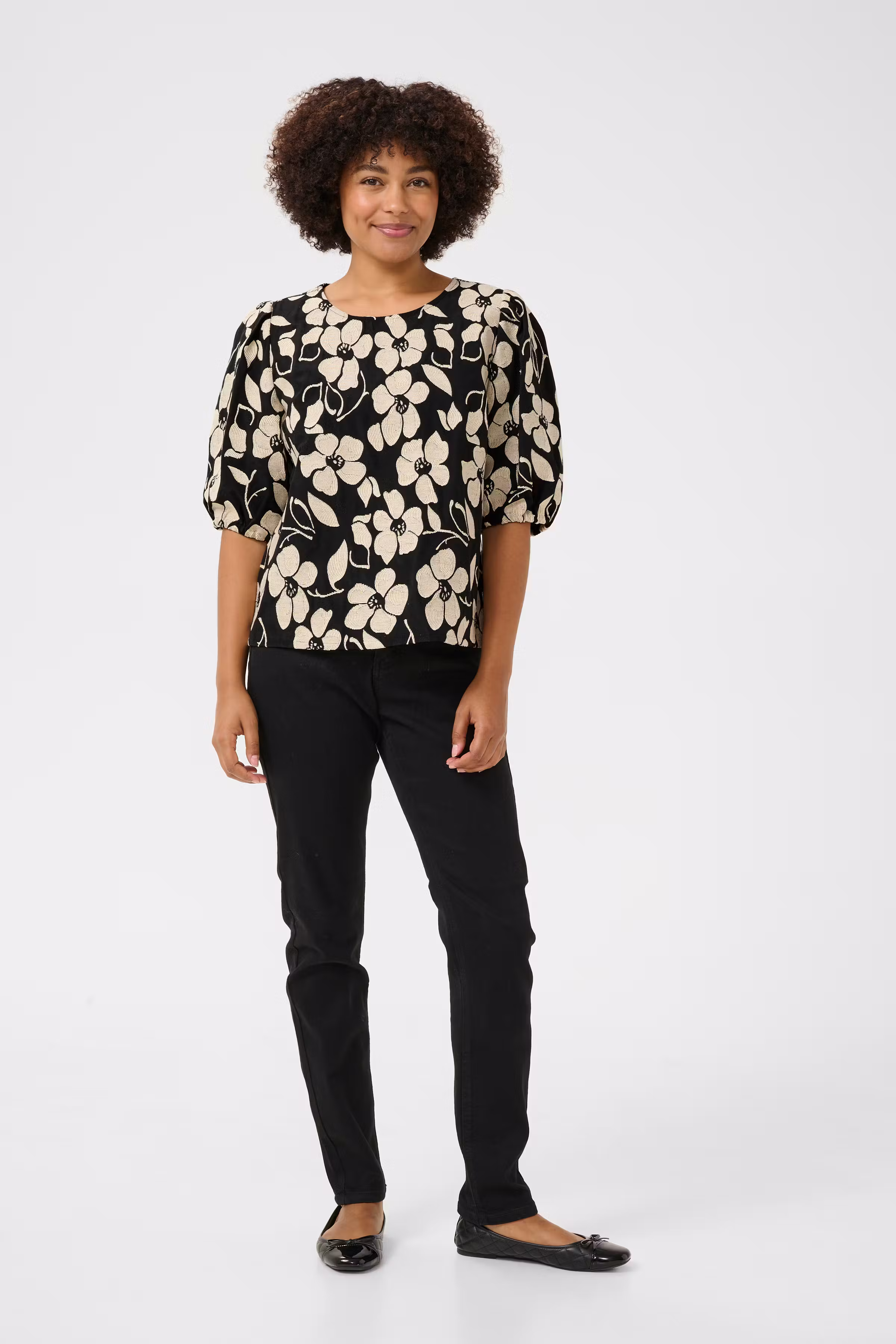 CRYule Bluse LOOKBOOK FRONT 10612996-106605