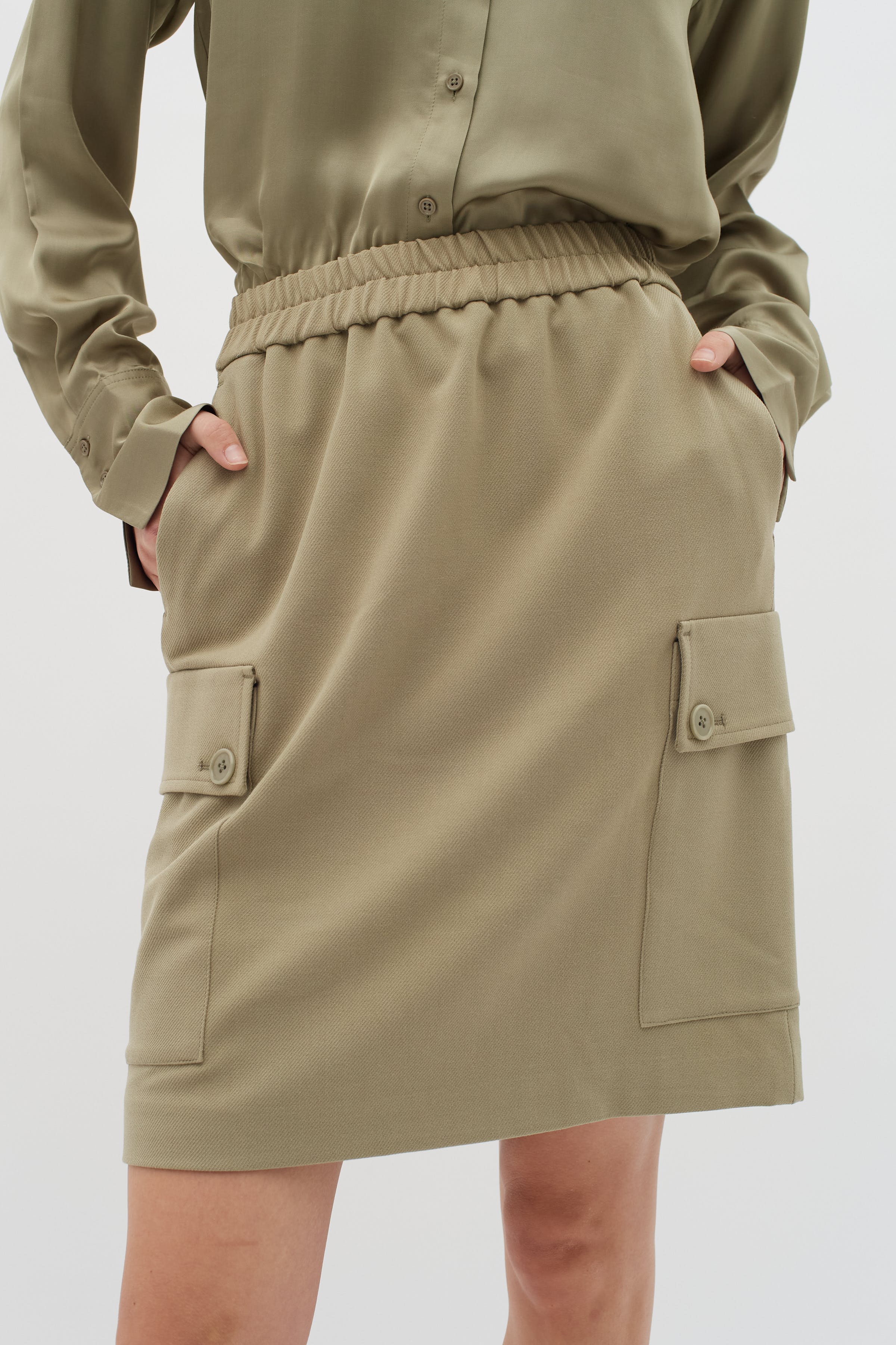 TeoneIW Kjol LOOKBOOK FRONT 30109584-170619