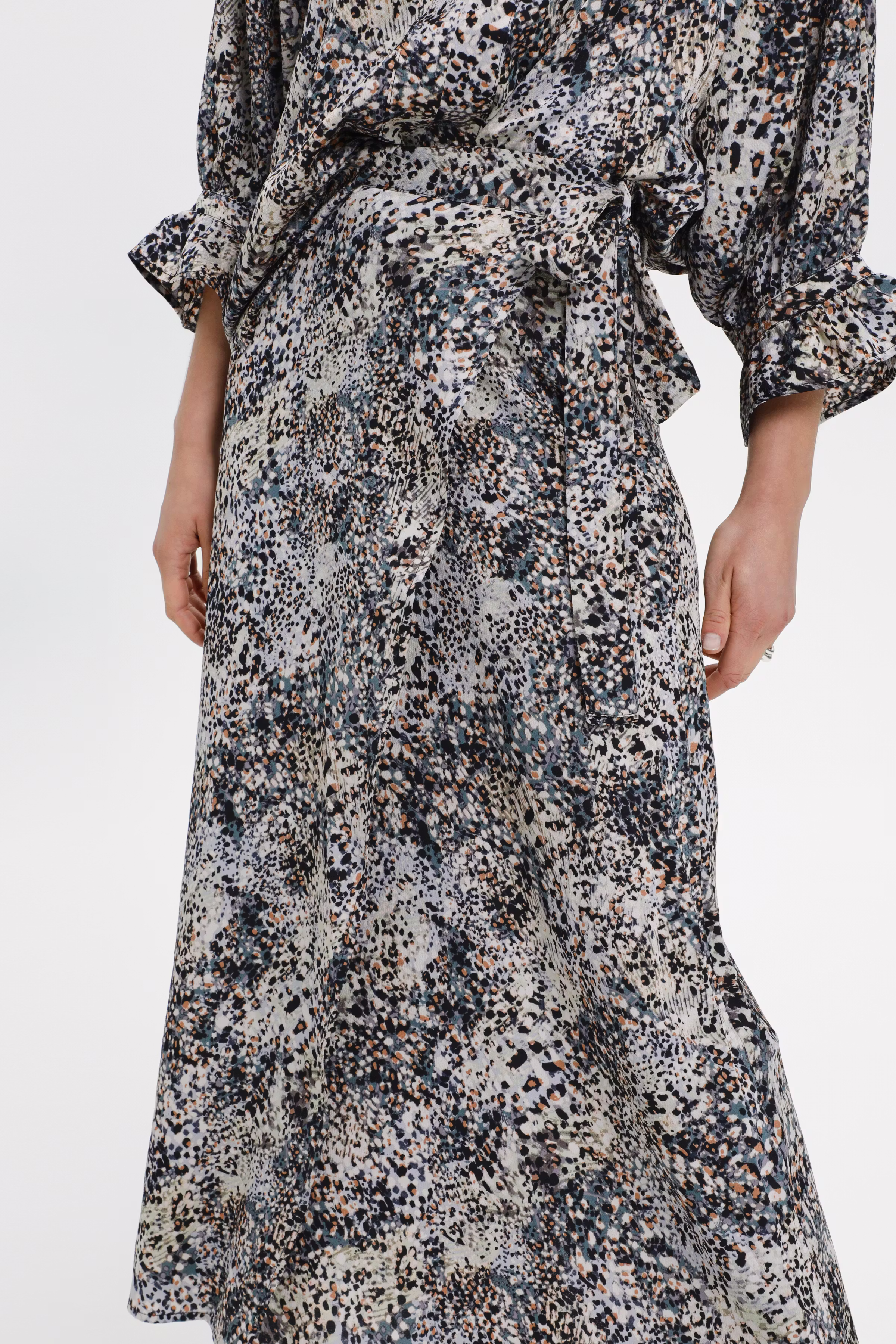 SLKarven Kjol LOOKBOOK DETAIL 30406161-301410