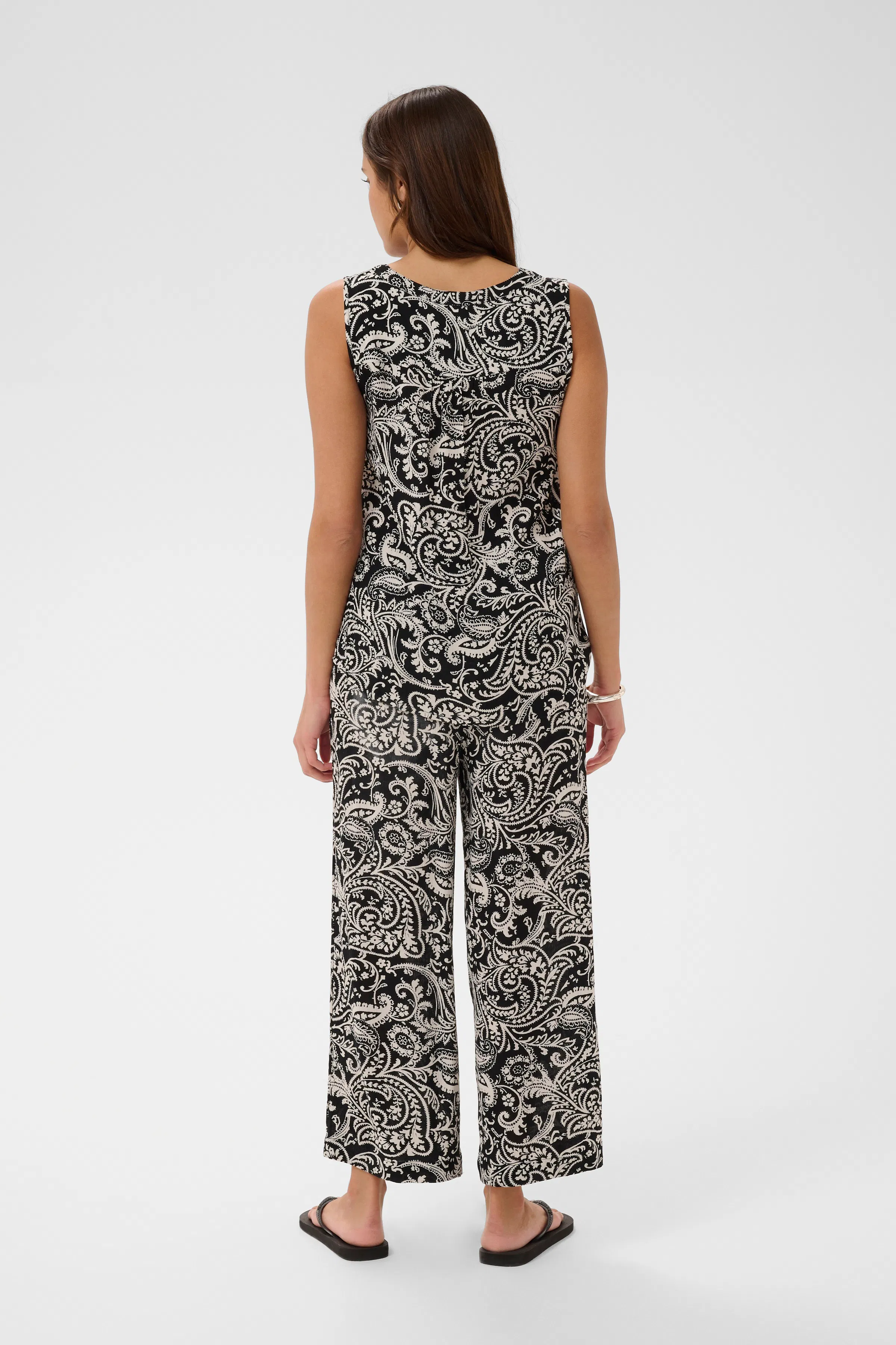KAamber Top LOOKBOOK BACK 10508255-109282