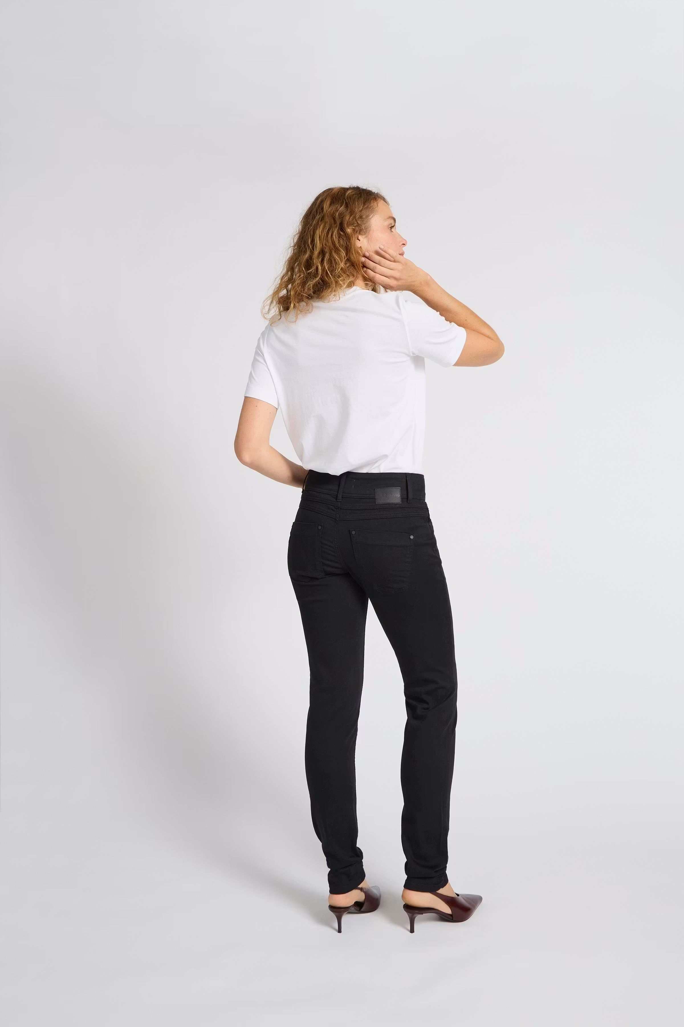 PZSUZY HW Curved Jeans Skinny leg LOCATION NONE 50205577-200004