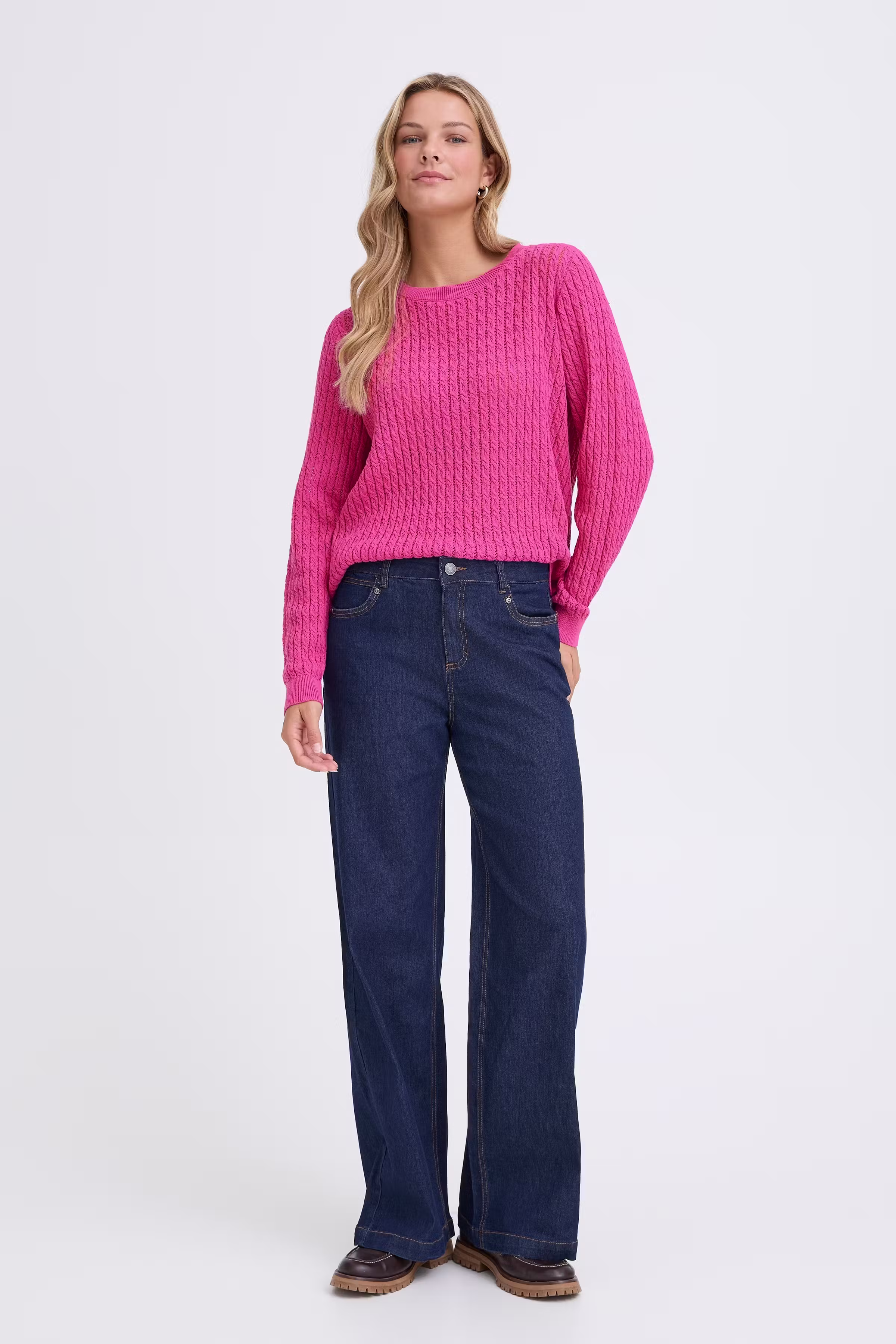FRSAMMY Pullover LOOKBOOK FRONT 20617510-182336