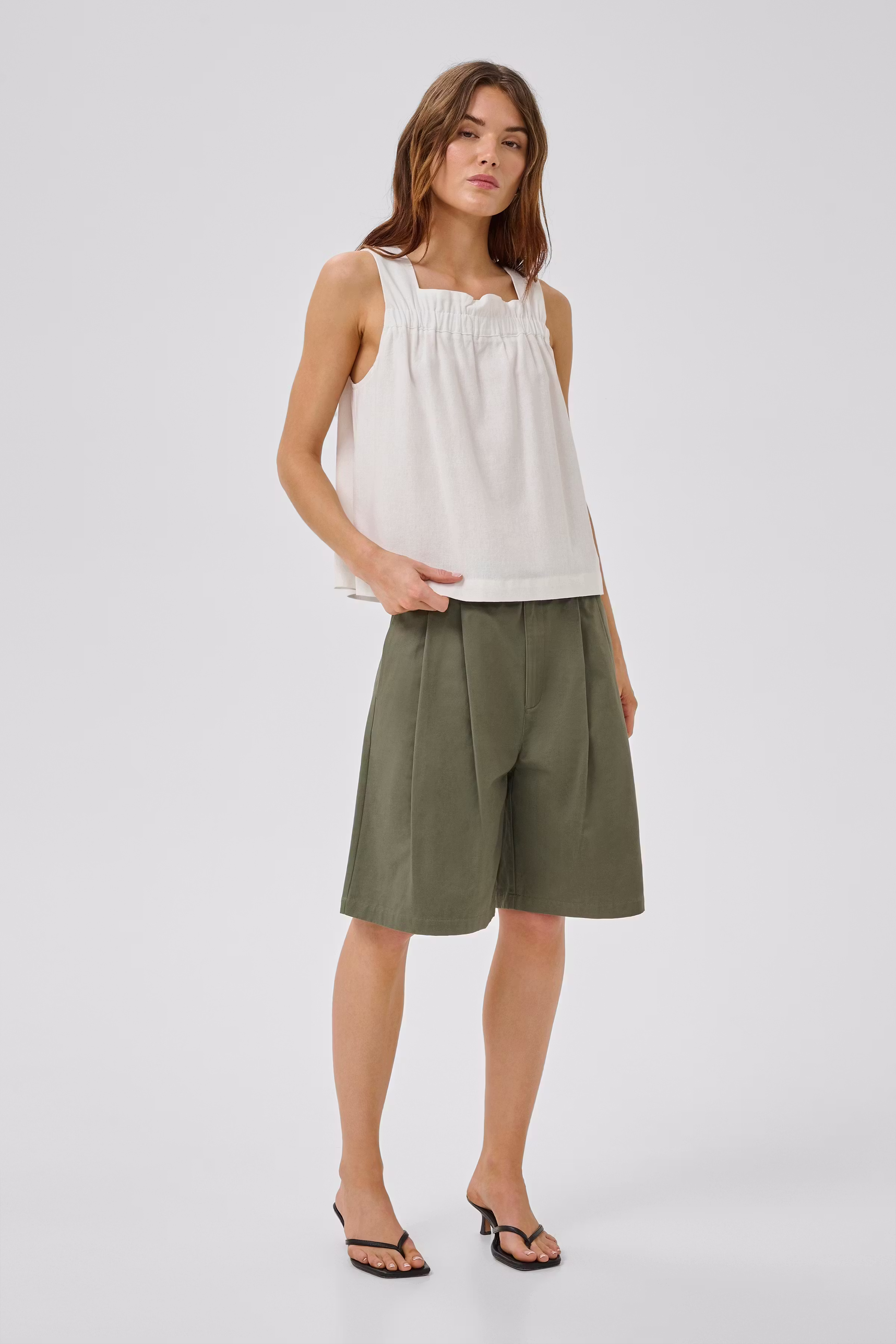 MWDias Top LOOKBOOK FRONT 10705578-110601
