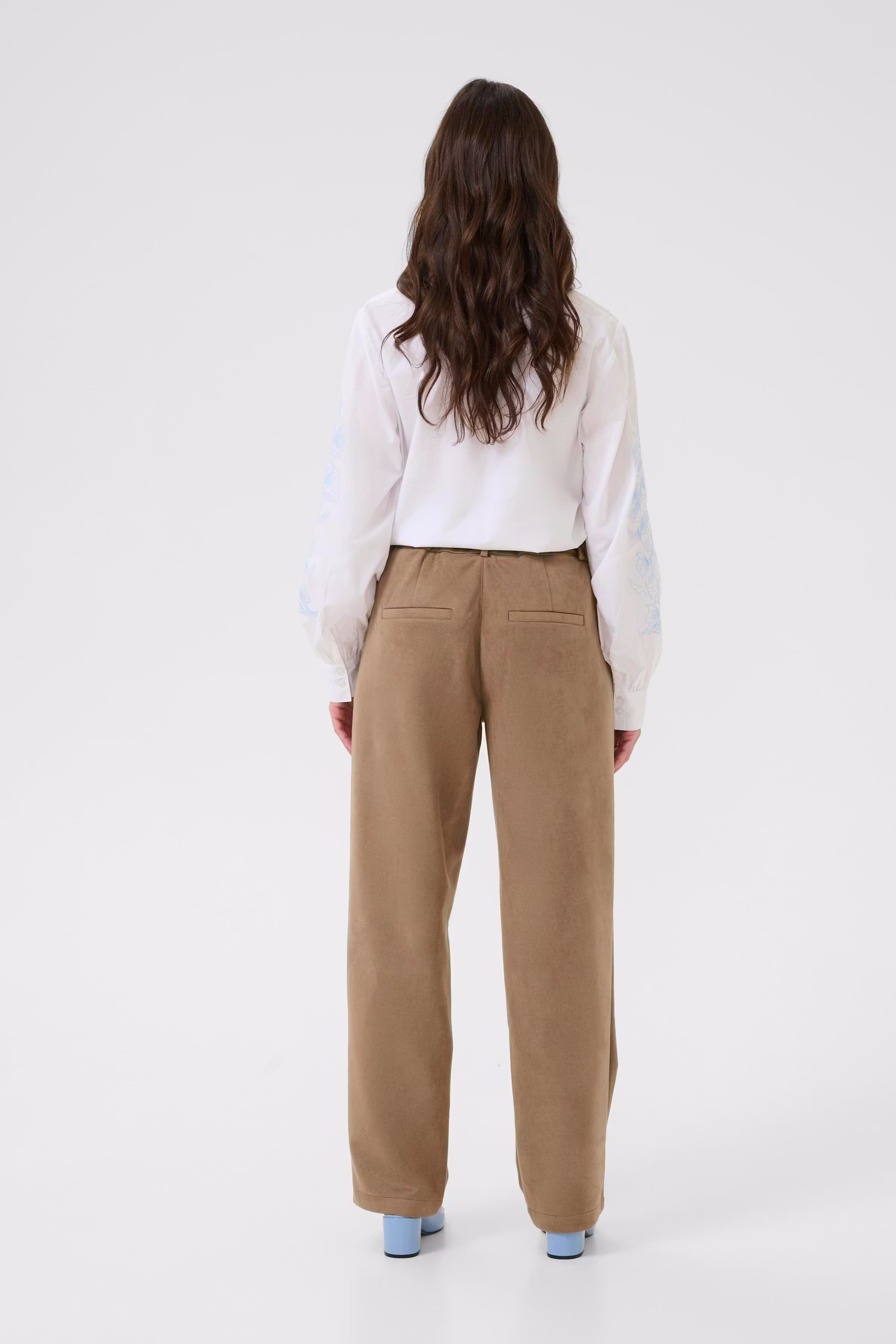 CRCala Trousers LOOKBOOK BACK 10614542-181020