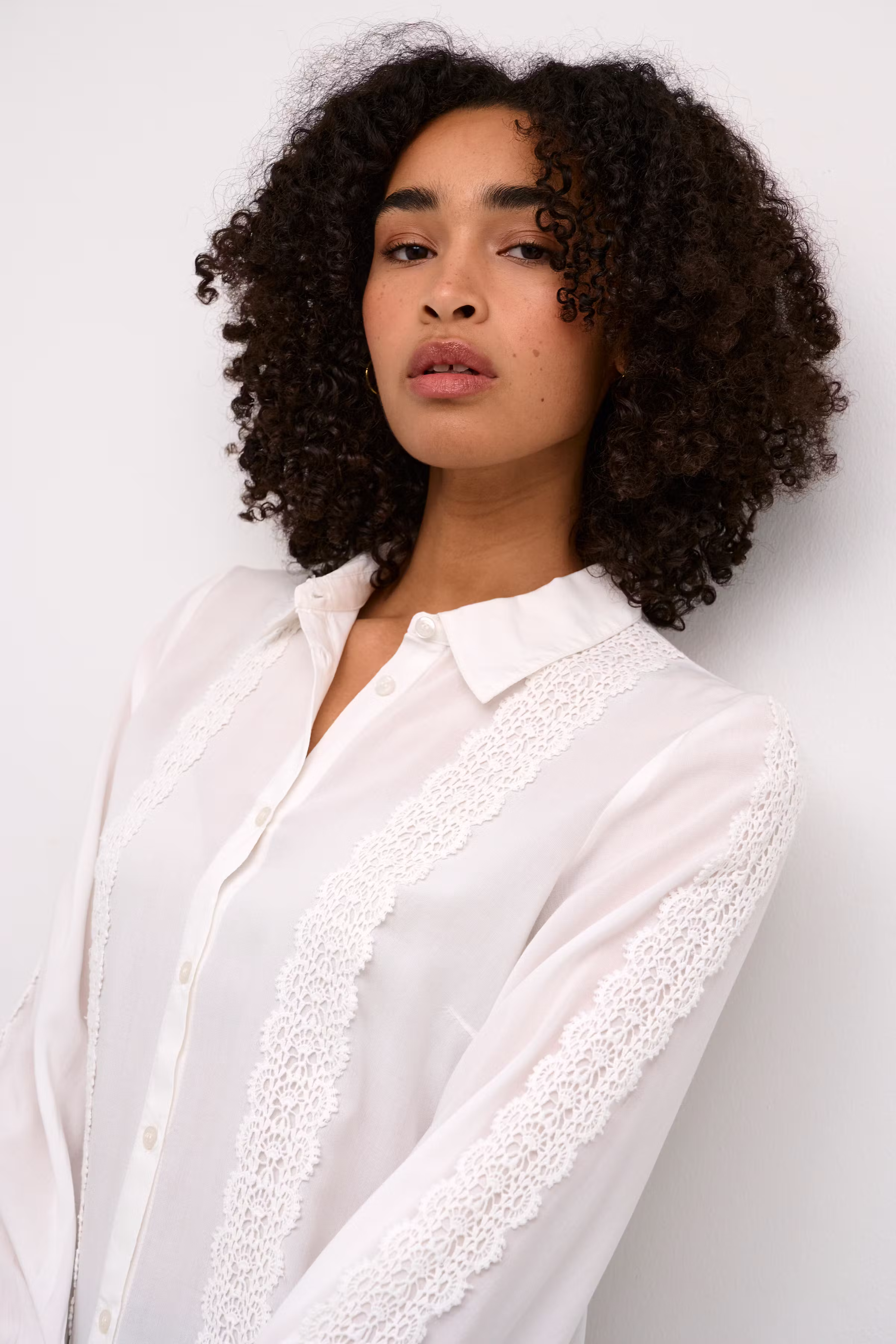 KAsabrina Overhemd LOOKBOOK DETAIL 10509096-110602