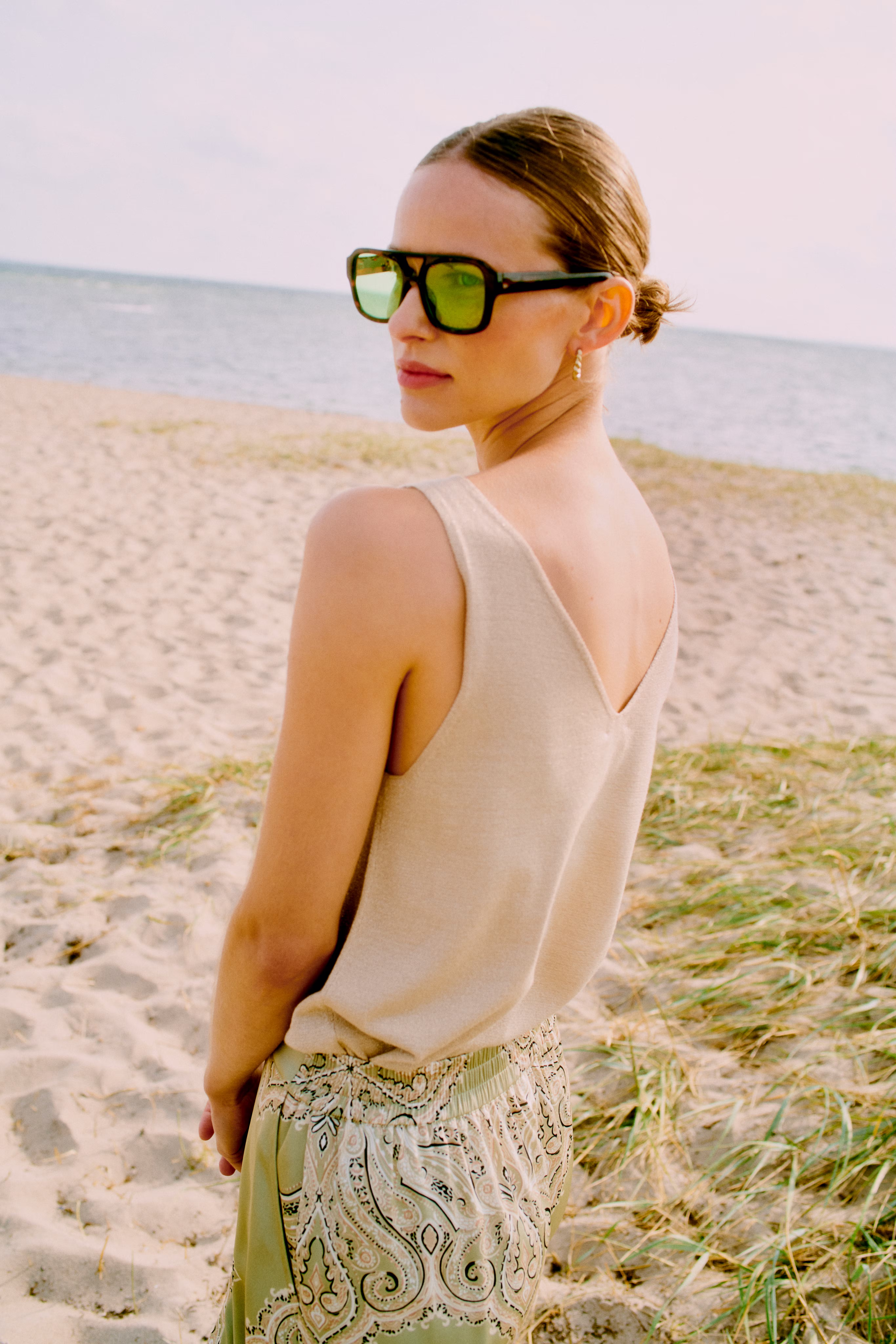 BYJANNIKE Hose LOCATION NONE 20816806-204738