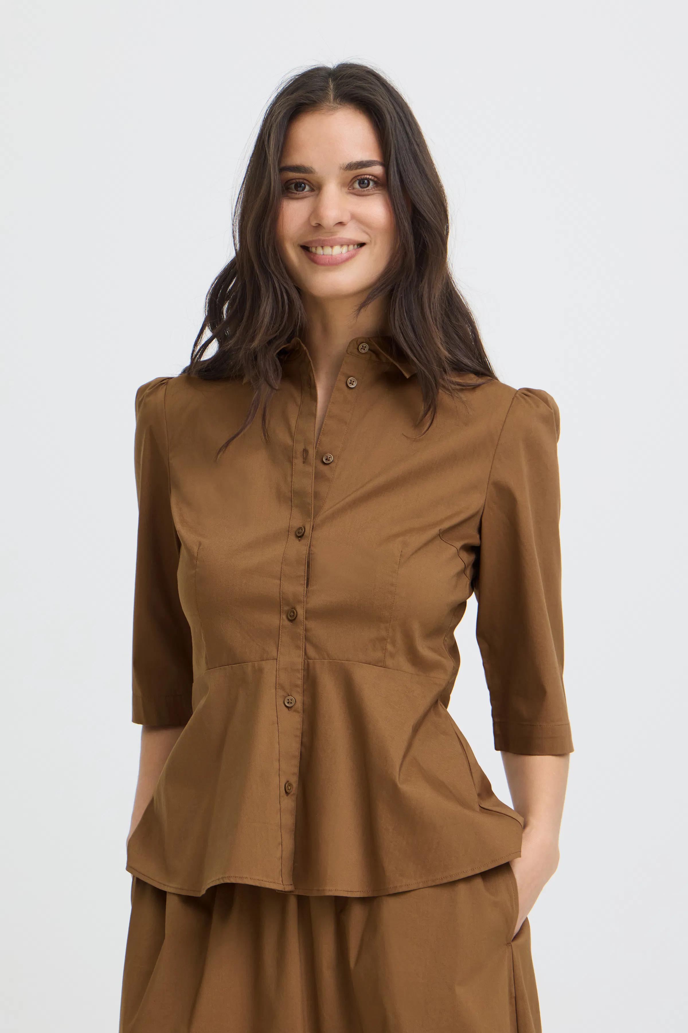 BYISSALI Skjorte LOOKBOOK FRONT 20819372-180928