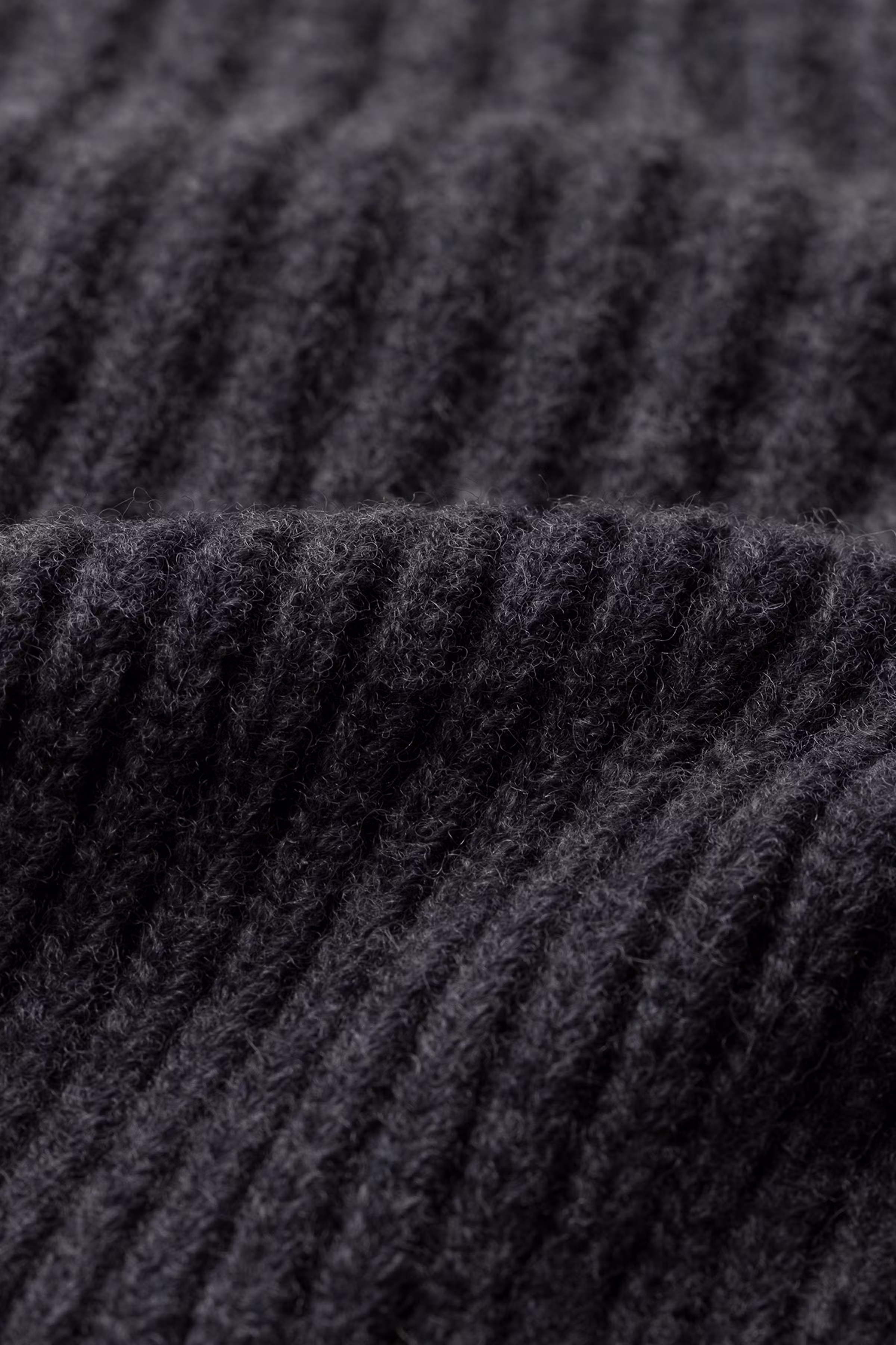 IOAMBER BEANIE PACK DETAIL 30600716-GY949