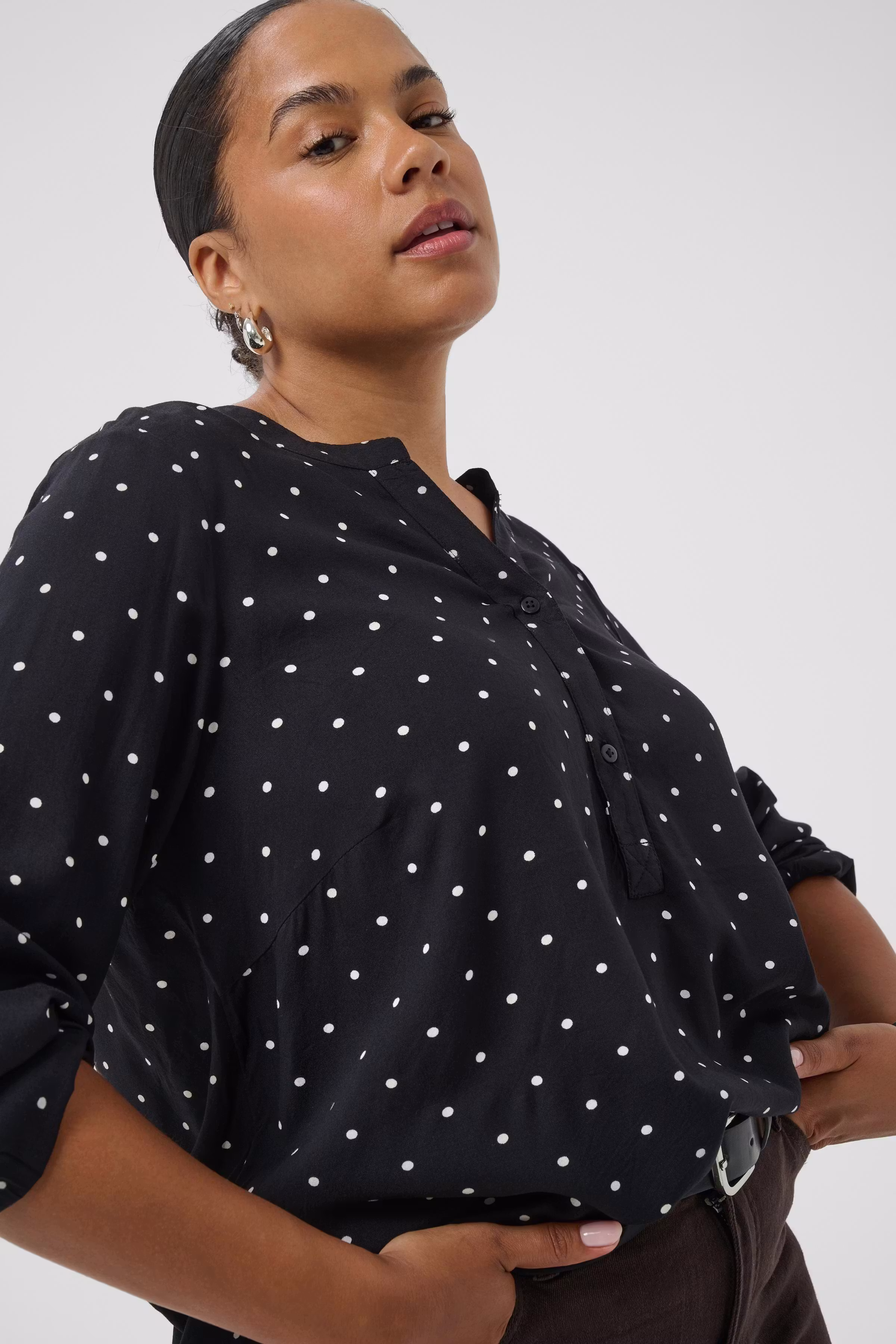 KCjoy Bluse LOOKBOOK DETAIL 10581192-100207