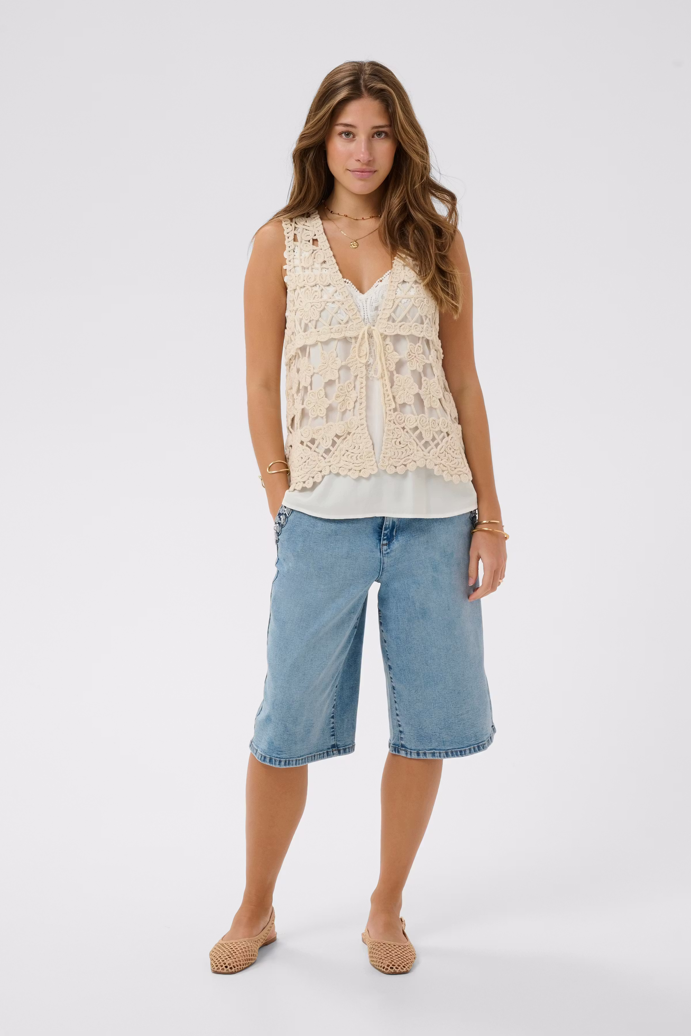 CRLotu Waistcoat LOOKBOOK FRONT 10614909-130003