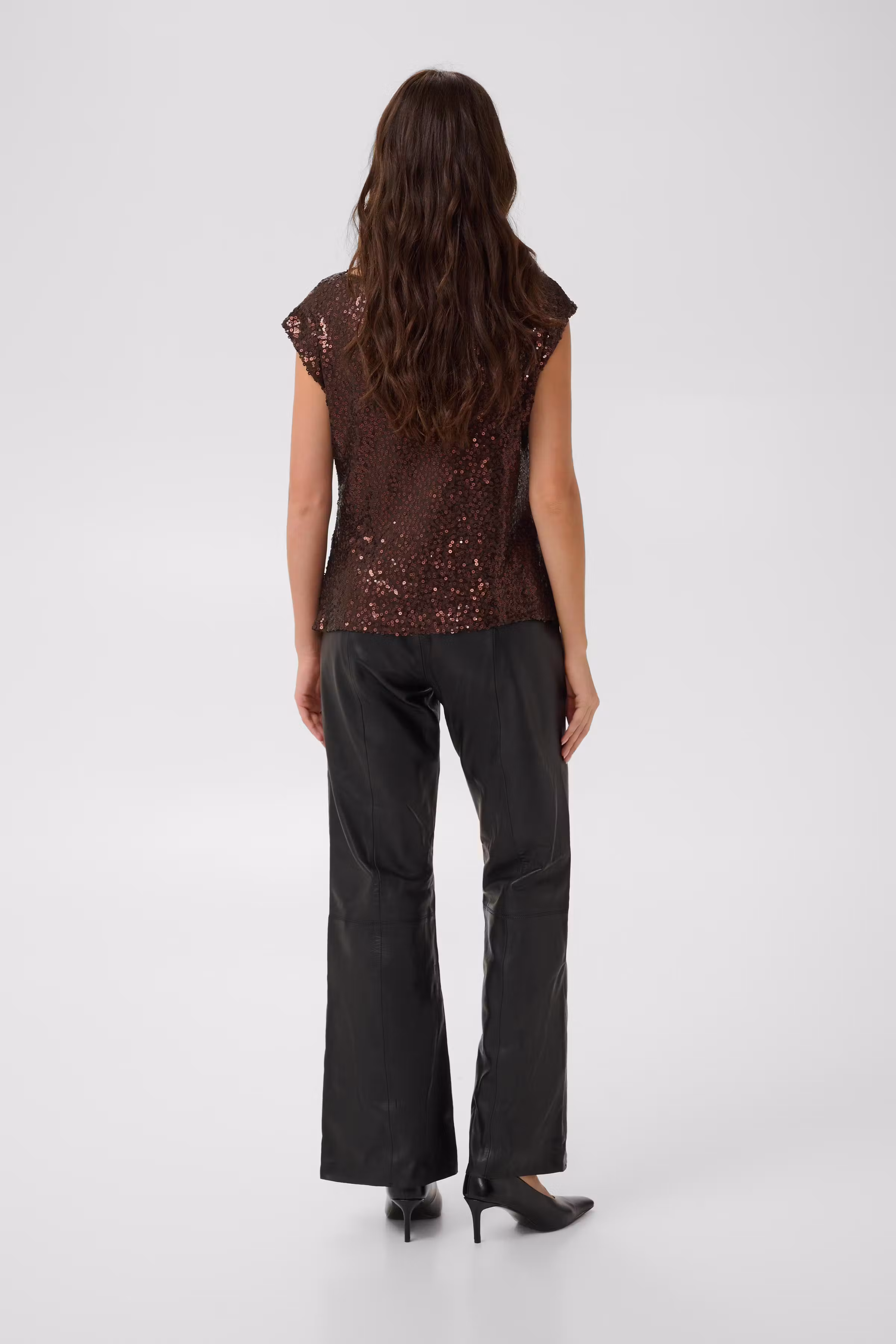 CUNYNNA Sequin top
 LOOKBOOK BACK 50114028-190915