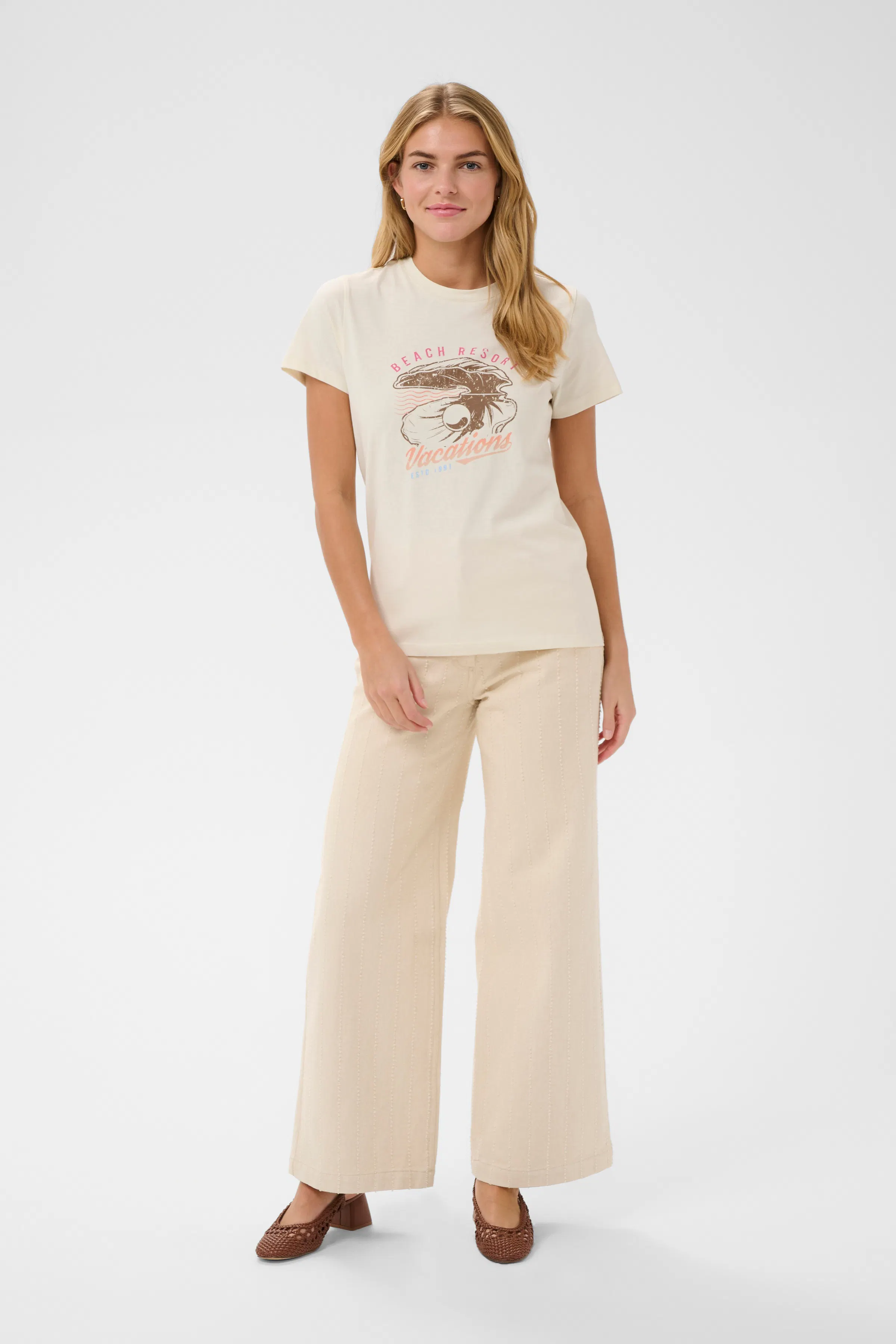 RaimonaSZ T-shirt LOOKBOOK FRONT 30515091-125202