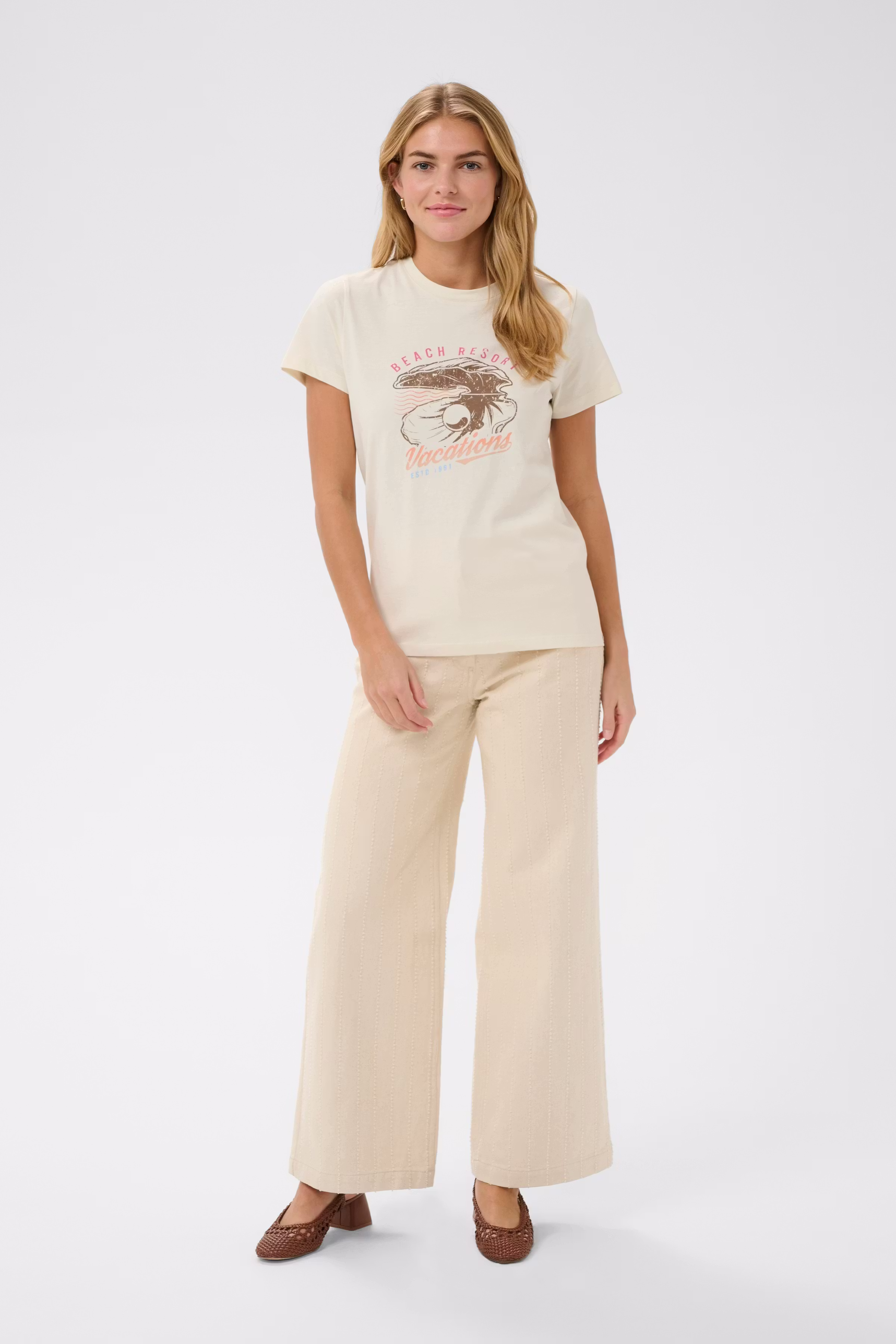 RaimonaSZ T-shirt LOOKBOOK FRONT 30515091-125202