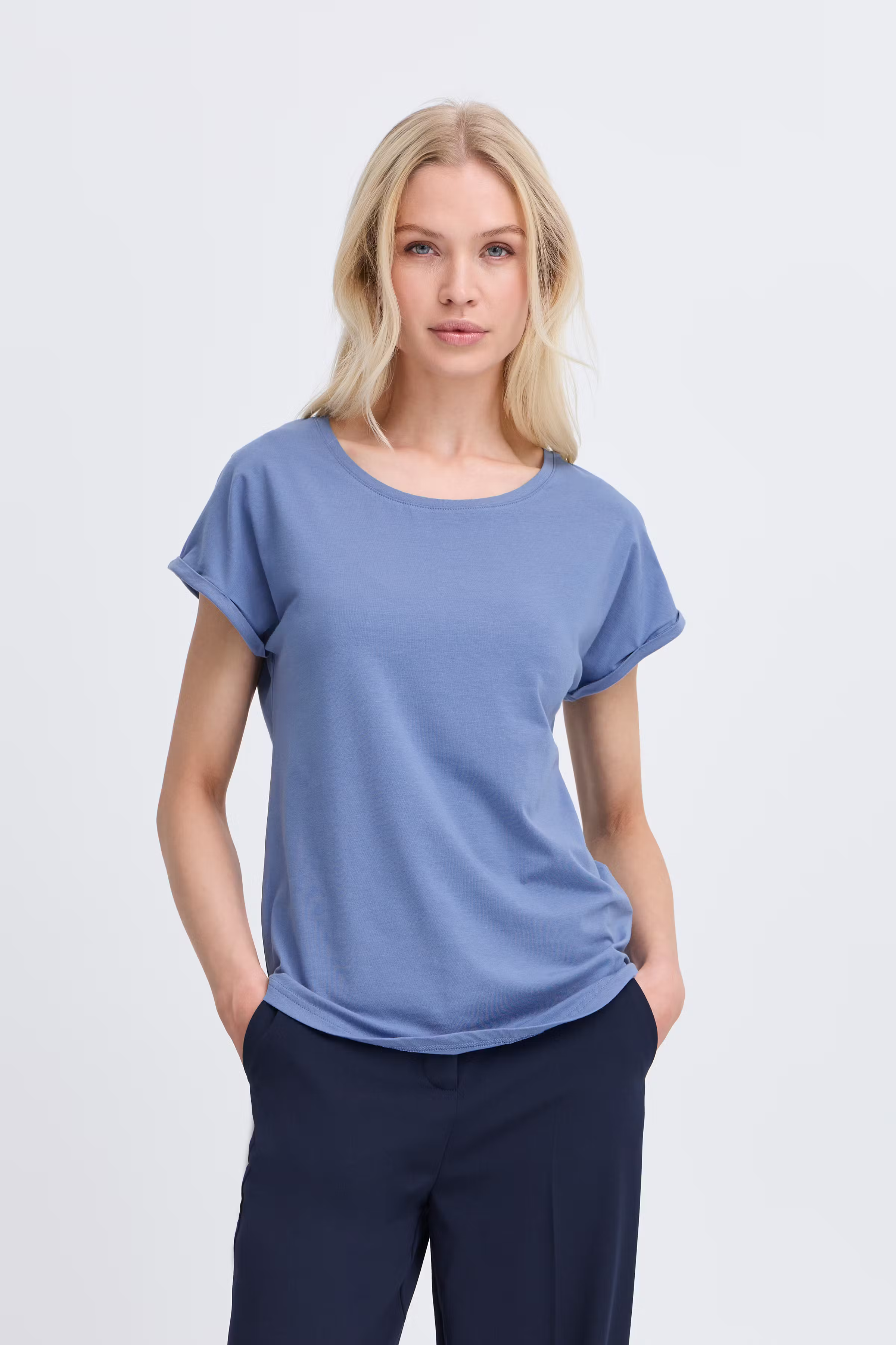 BYPamila T-shirt LOOKBOOK FRONT 20804205-174028