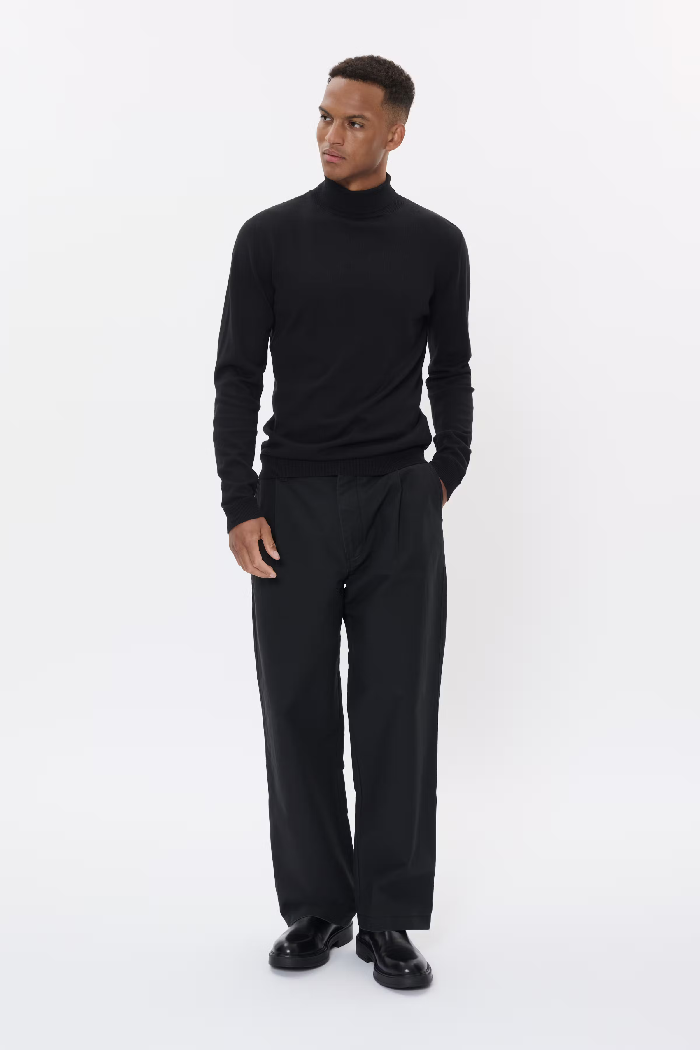 MAparcusman Pullover LOOKBOOK FRONT 30205771-300275