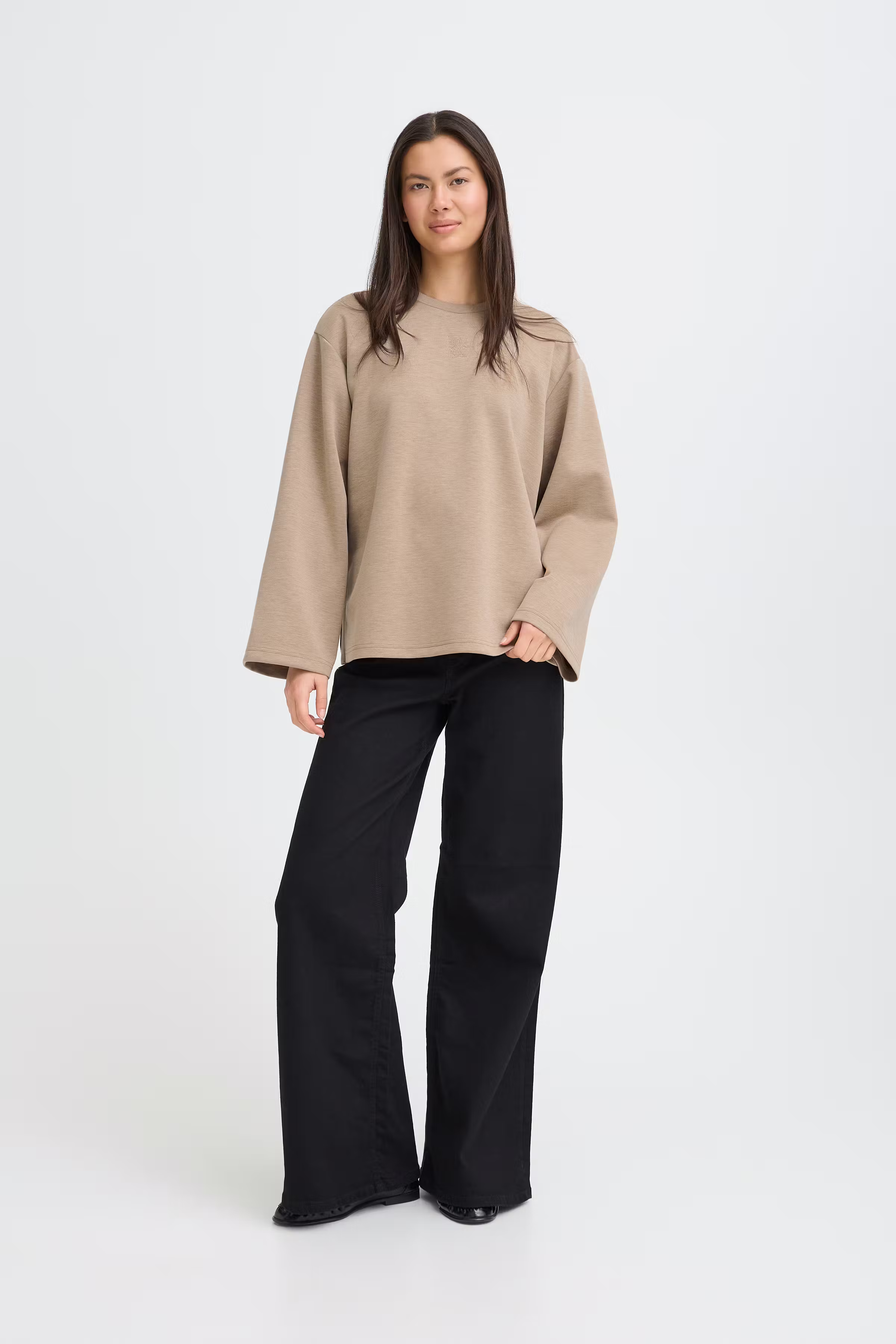 IHKATE T-shirt LOOKBOOK FRONT 20125119-1713141