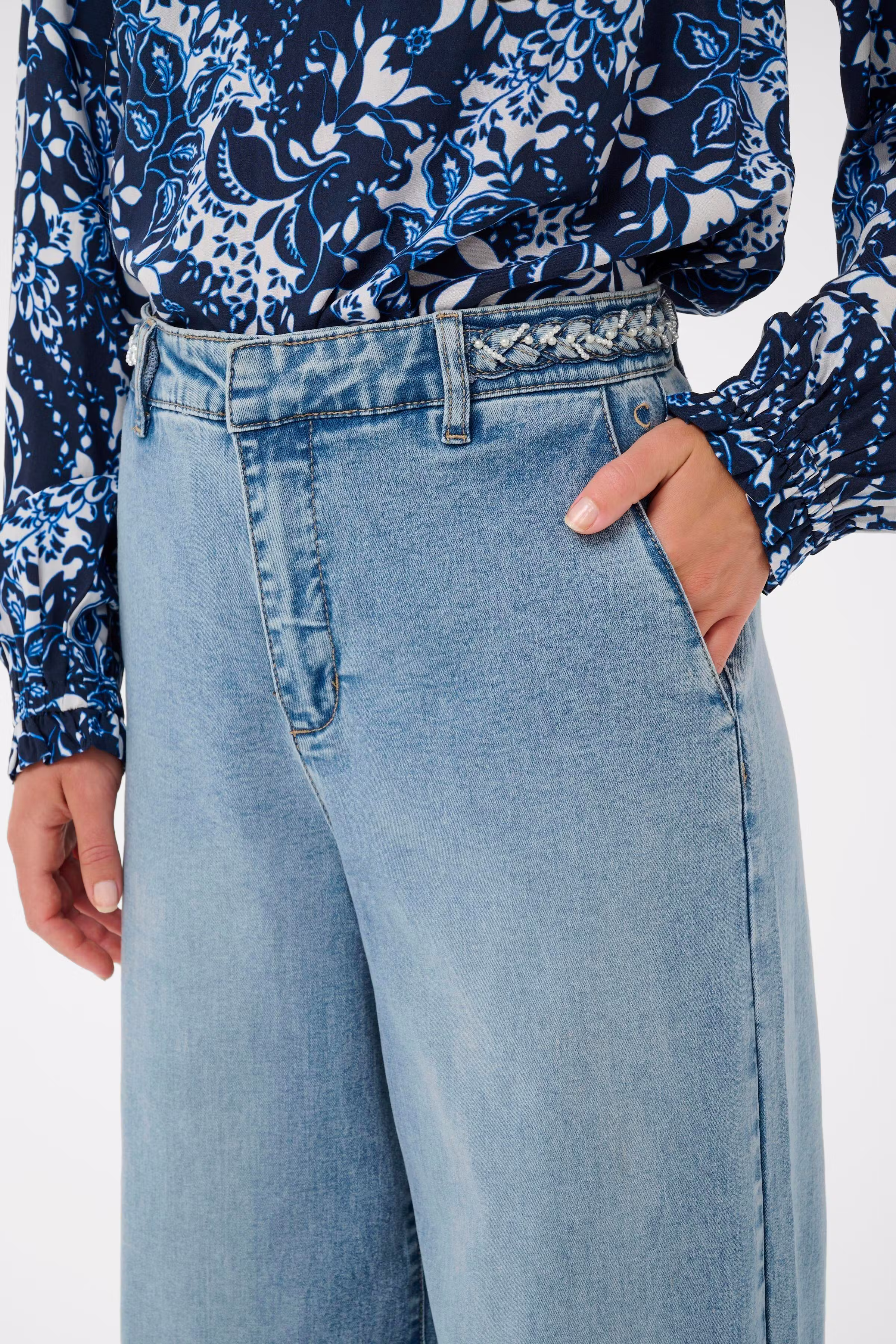 CRVisti Jeans LOOKBOOK DETAIL 10615068-109159