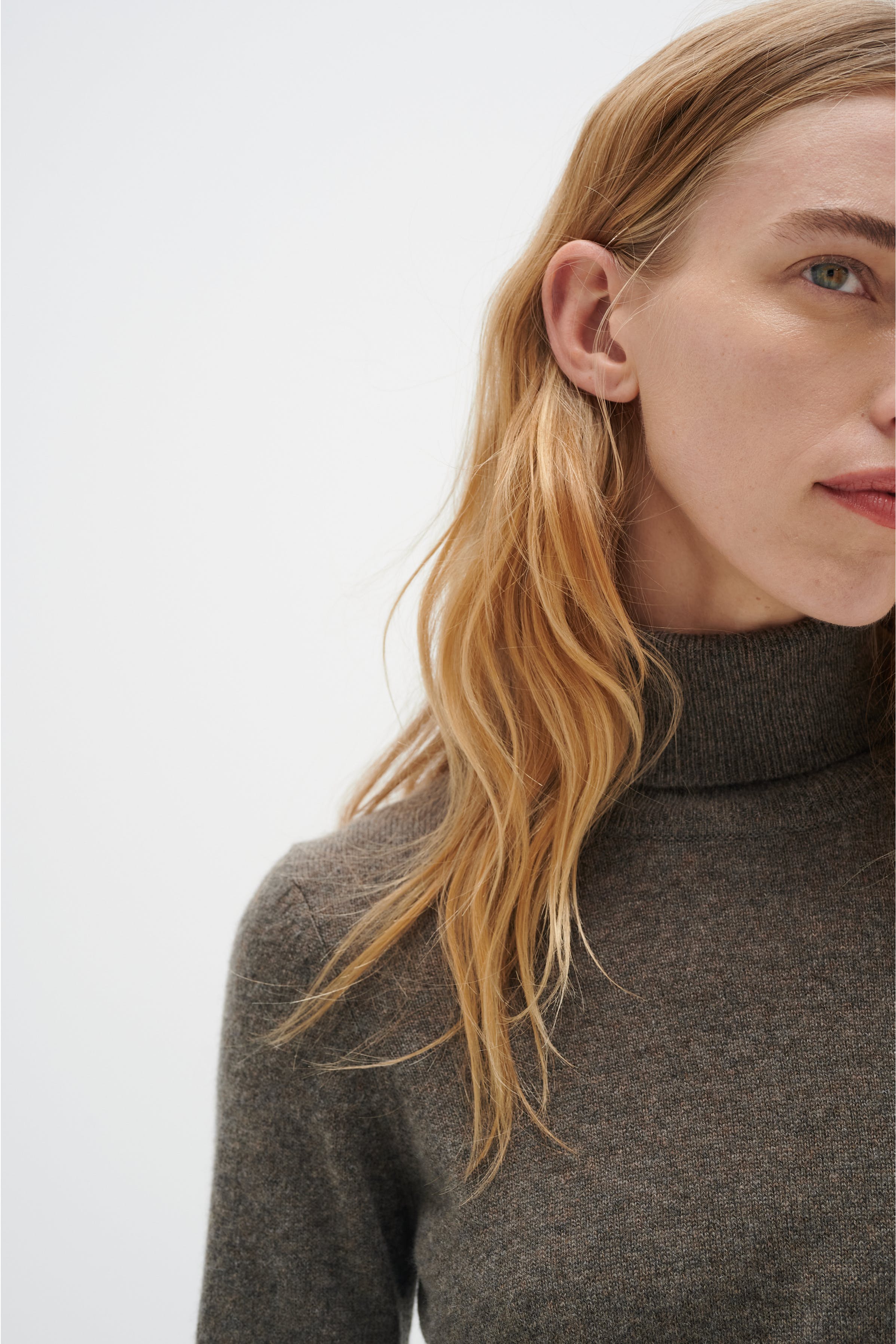 LukkaIW Rollneck Kashmir Pullover LOOKBOOK DETAIL 30108211-300872