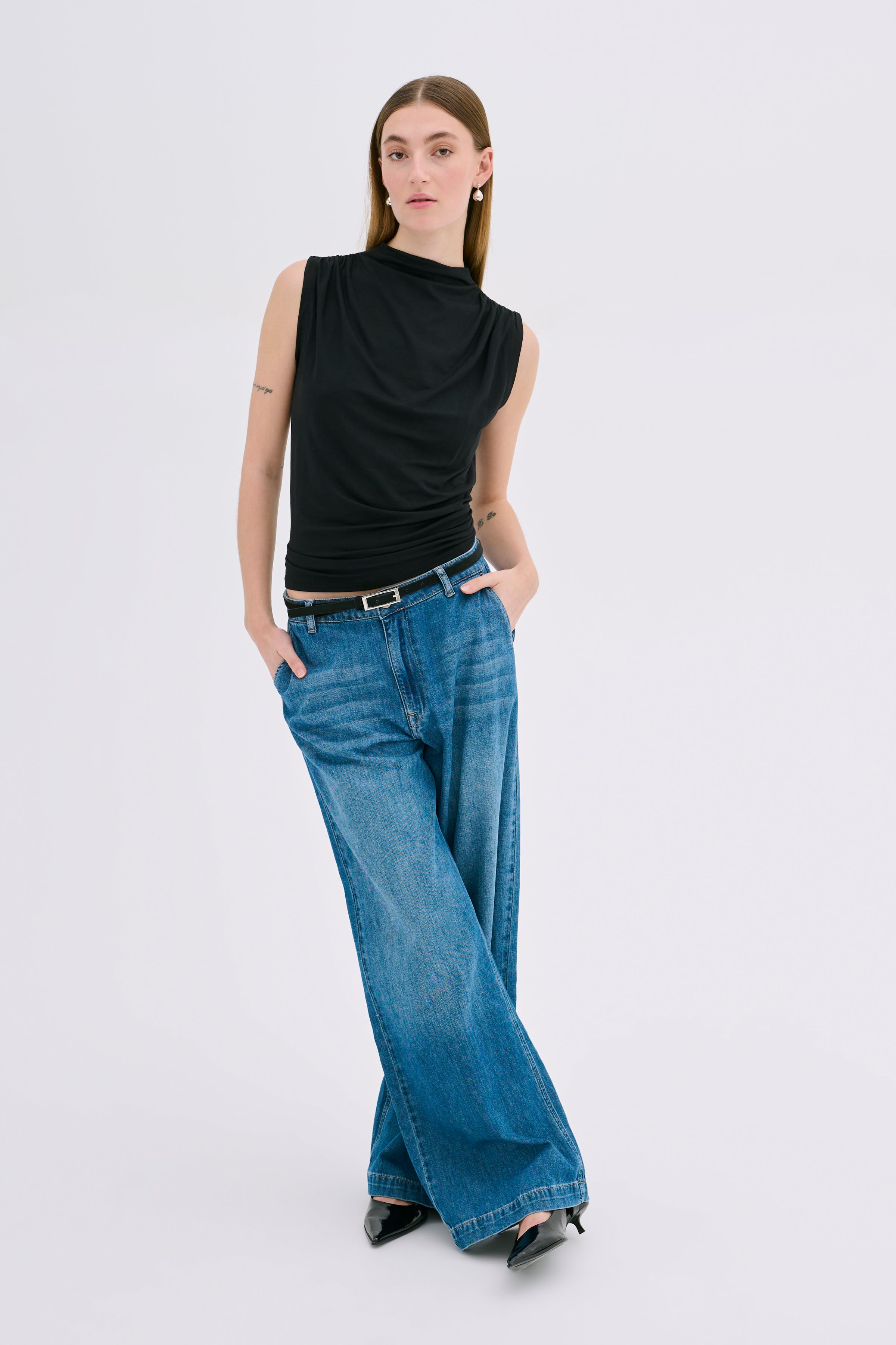 VistaMW Top LOOKBOOK FRONT 10704585-100031