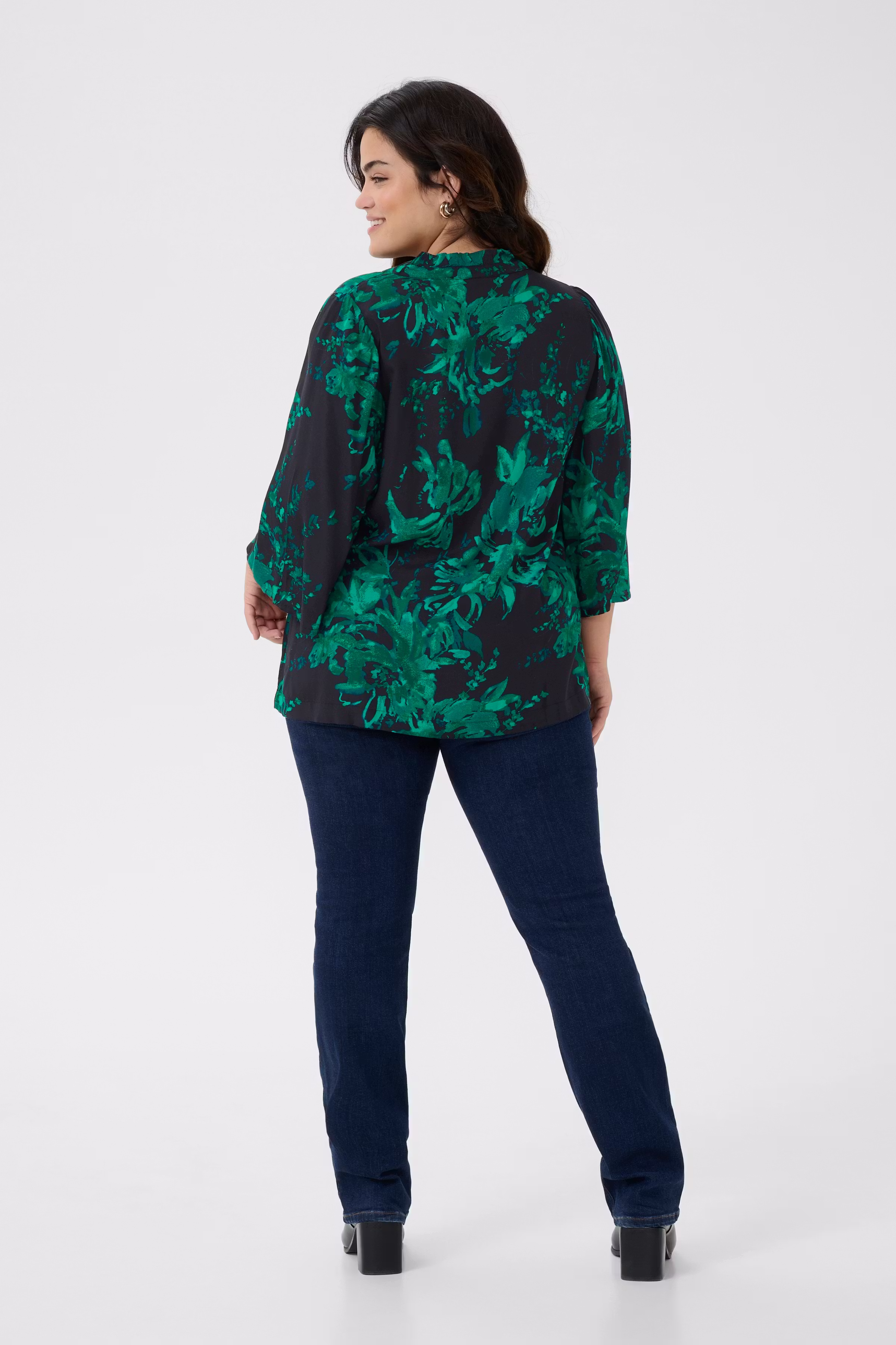 KCmona Blus LOOKBOOK BACK 10583229-106561