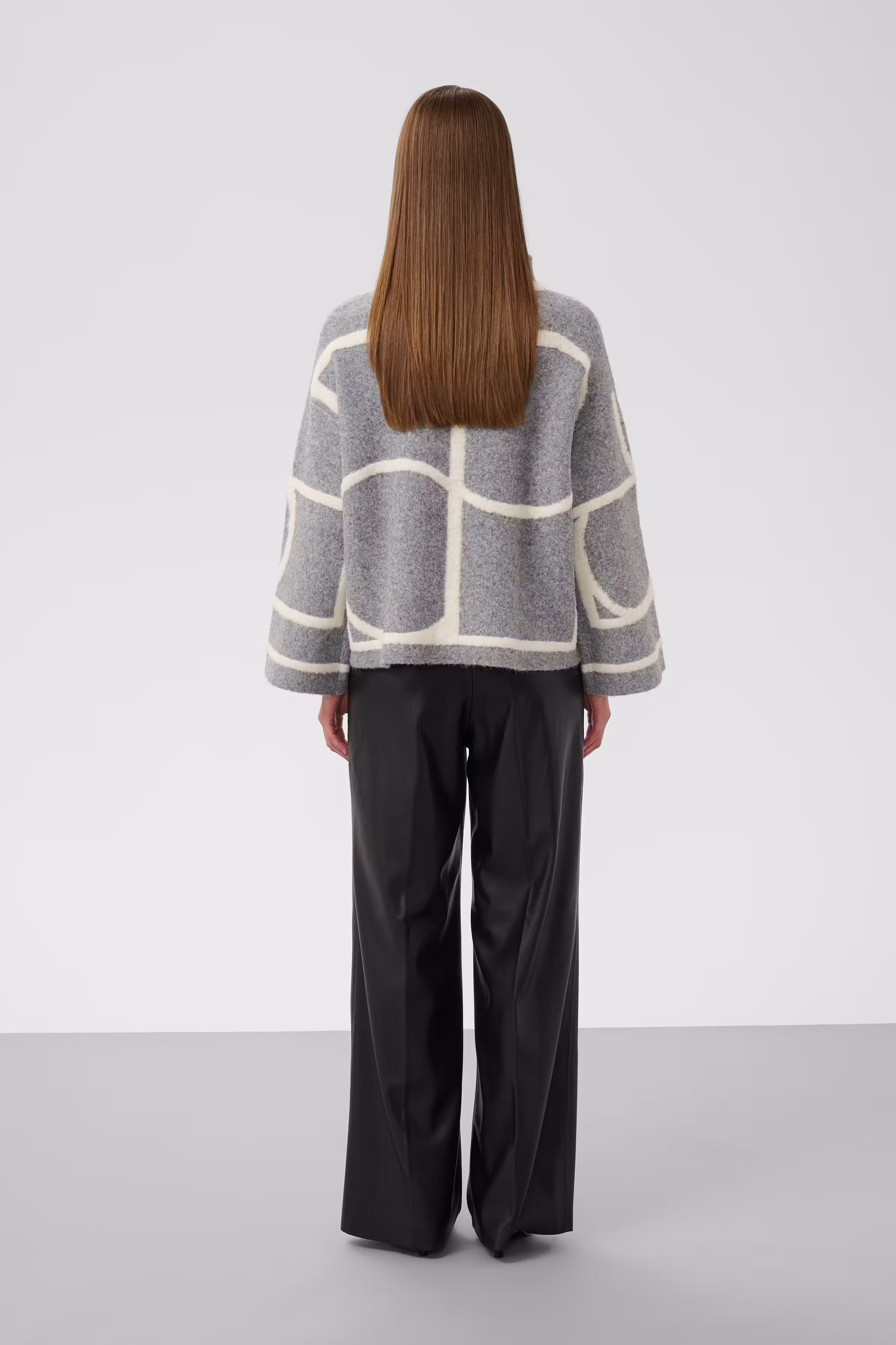 SLSorea Pullover LOOKBOOK BACK 30408778-305554