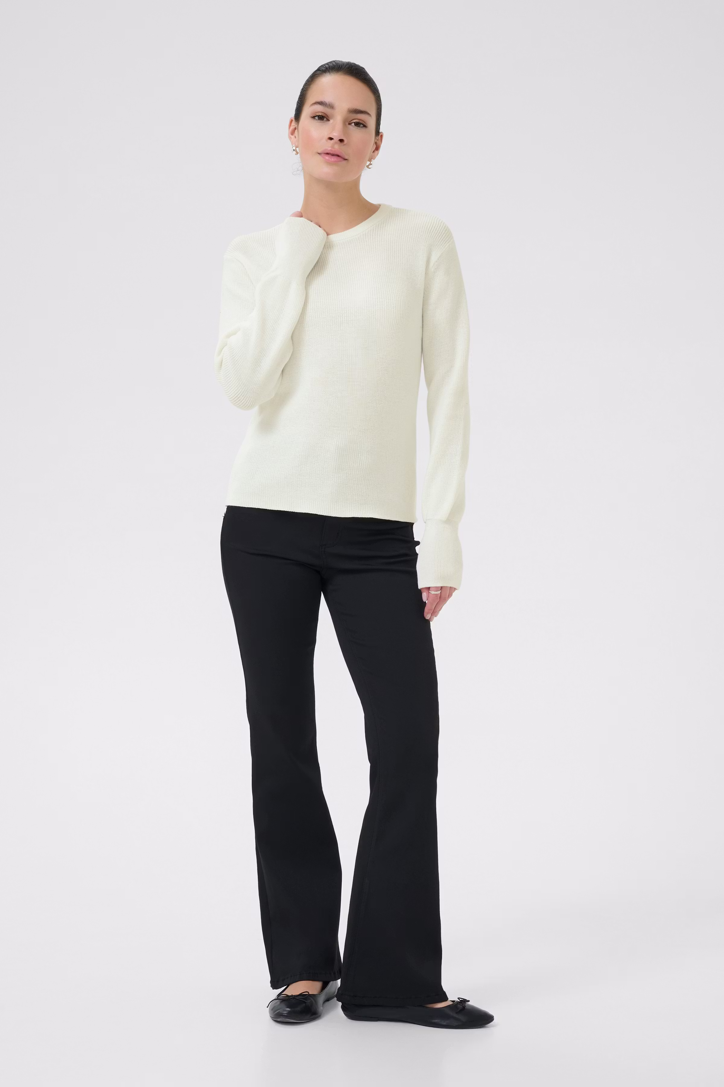 KAvera Pullover LOOKBOOK FRONT 10510095-110602