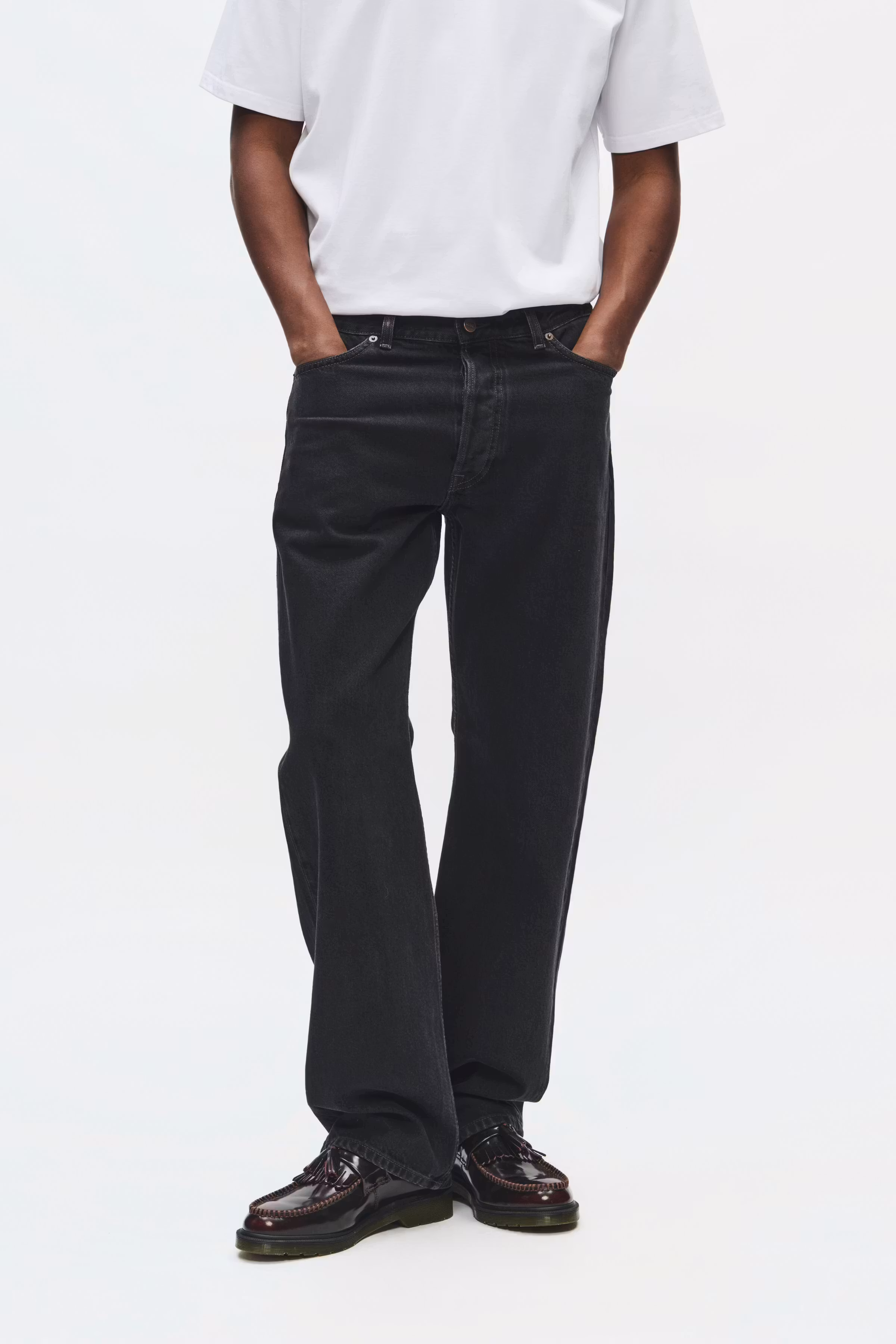 WWType 2 Jeans LOOKBOOK FRONT 30251601-304315