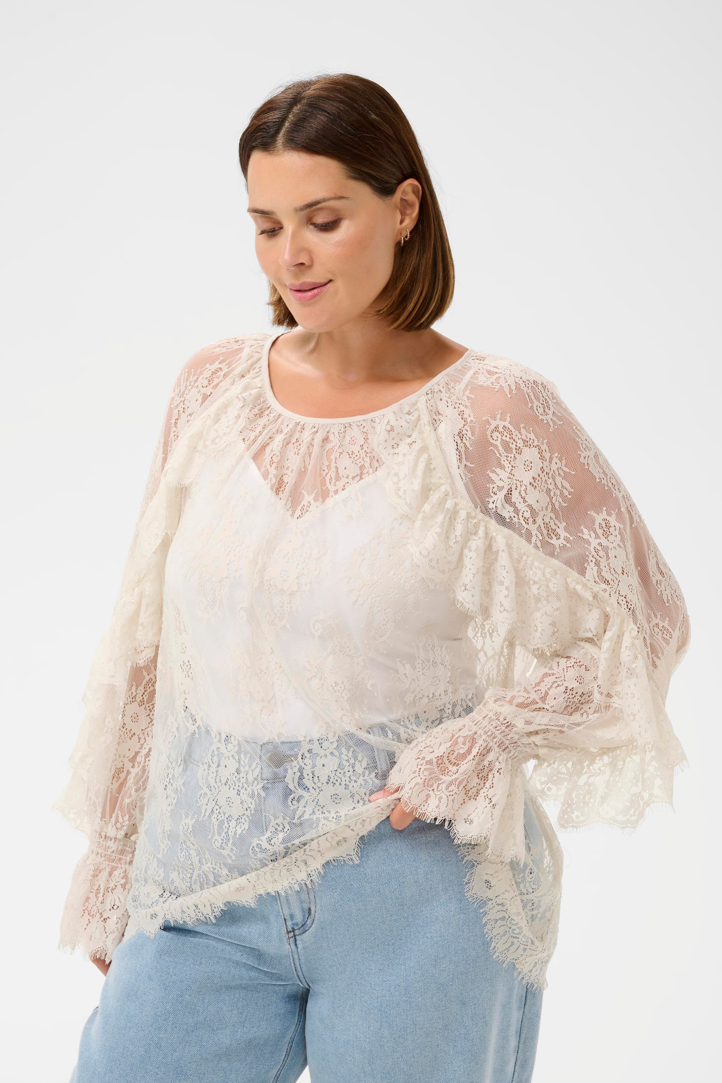 KCamalie Bluse LOOKBOOK FRONT 10584040-130000