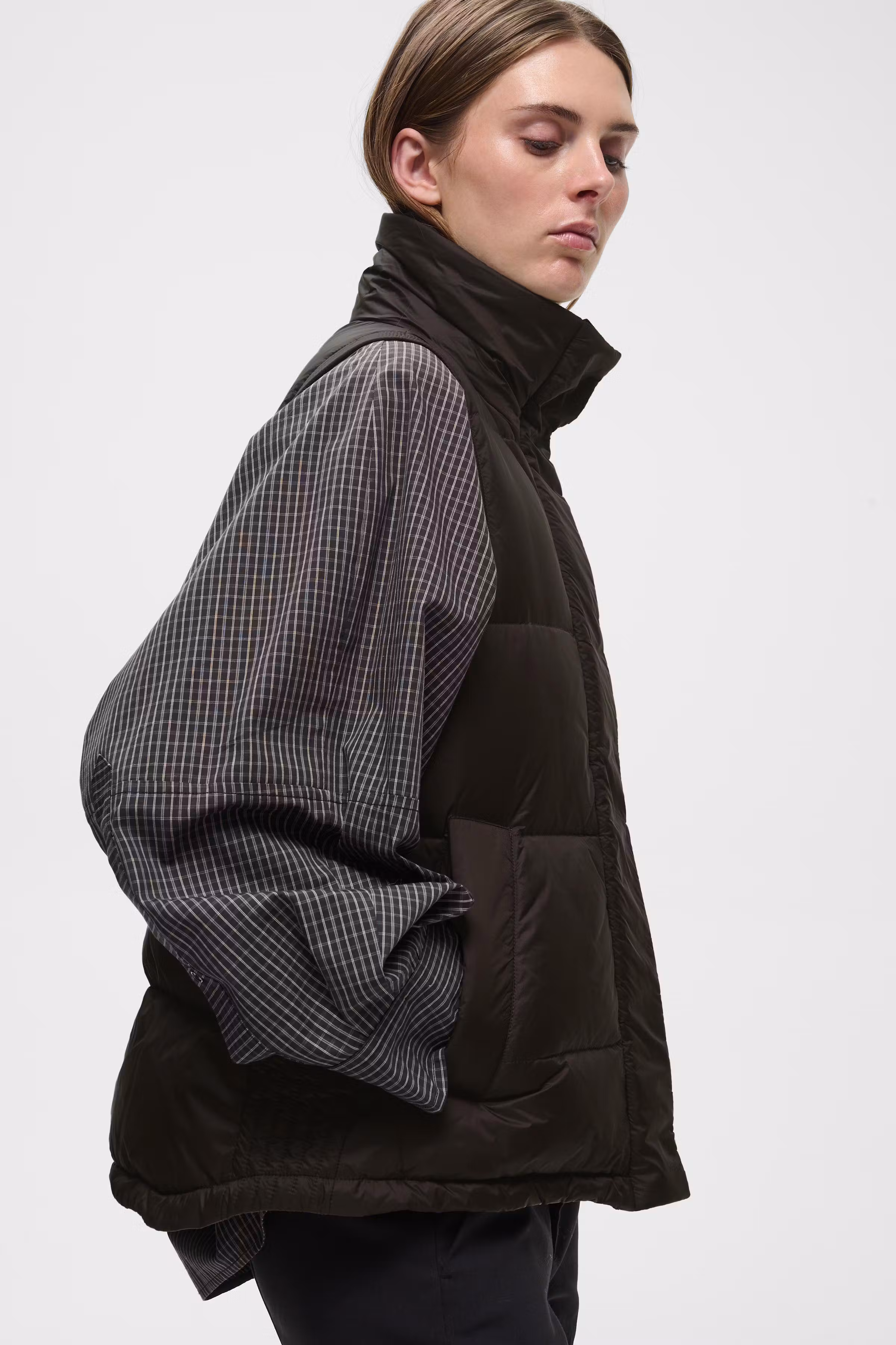 HALIFAXIW Warm vest LOOKBOOK DETAIL 30112703-191109