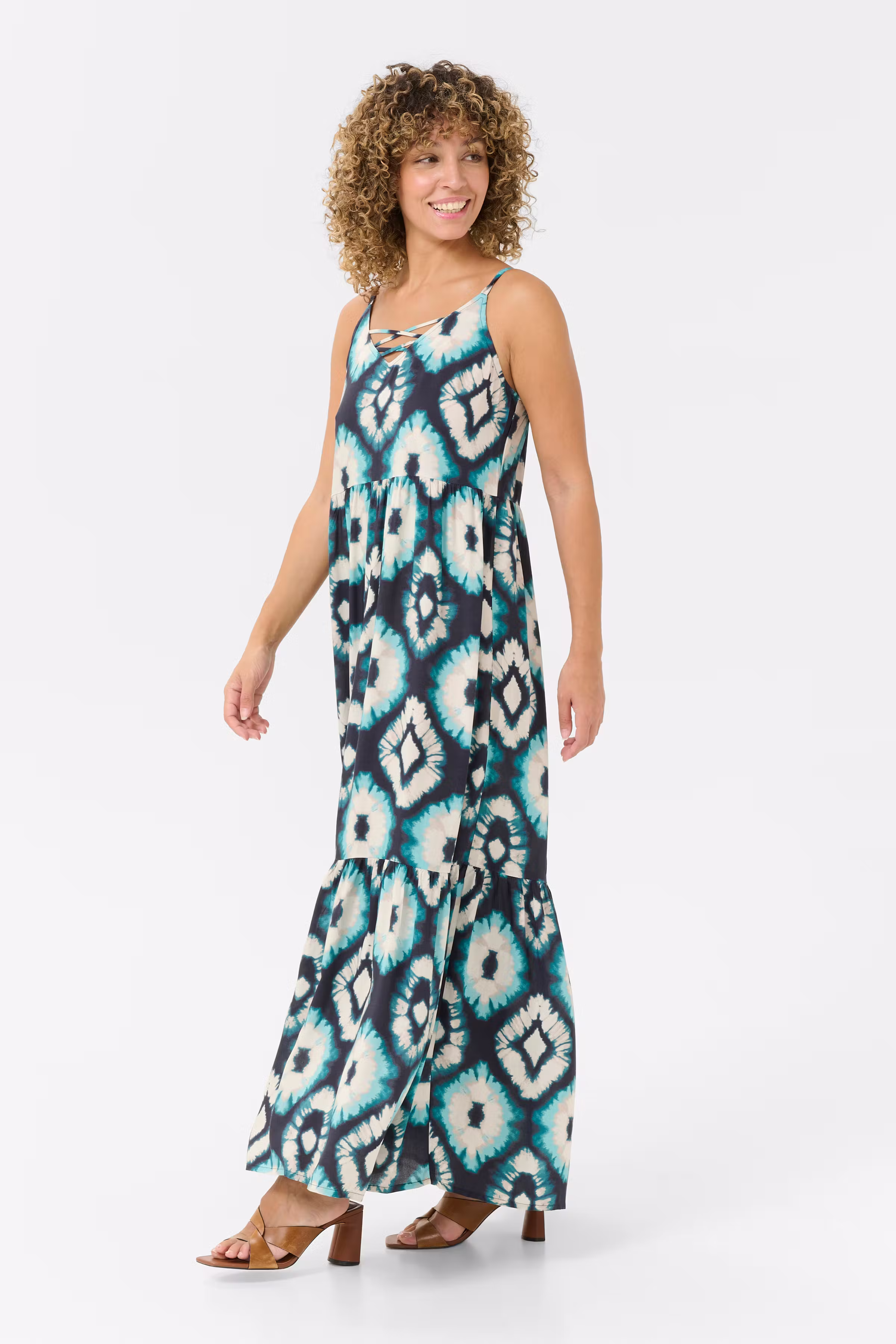 CRTiah Jurk LOOKBOOK FRONT 10613605-107522