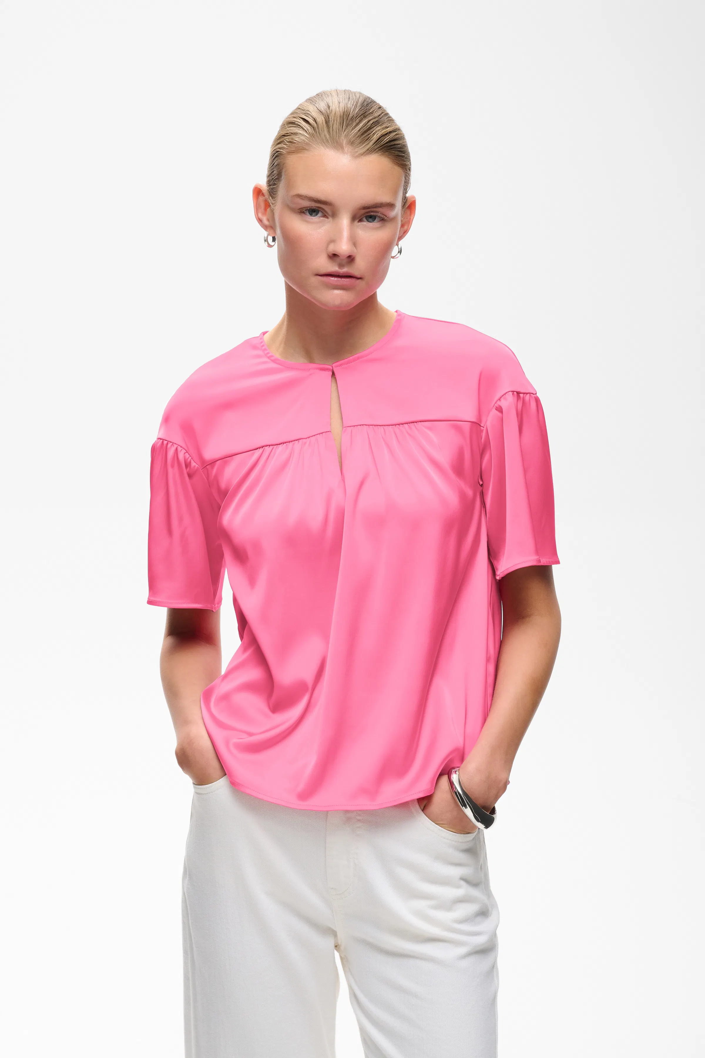 LAKEIW Top LOOKBOOK FRONT 30112366-162124