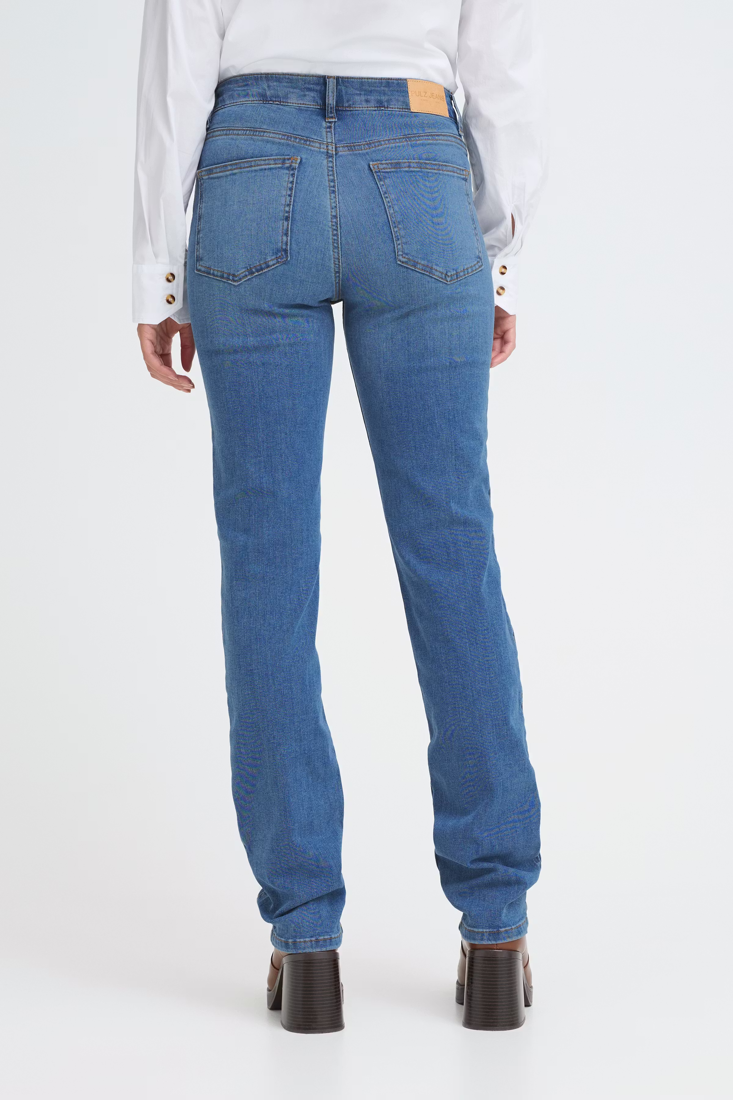 PZEMMA HW Jeans Medium Straight Leg LOOKBOOK BACK 50206336-200005