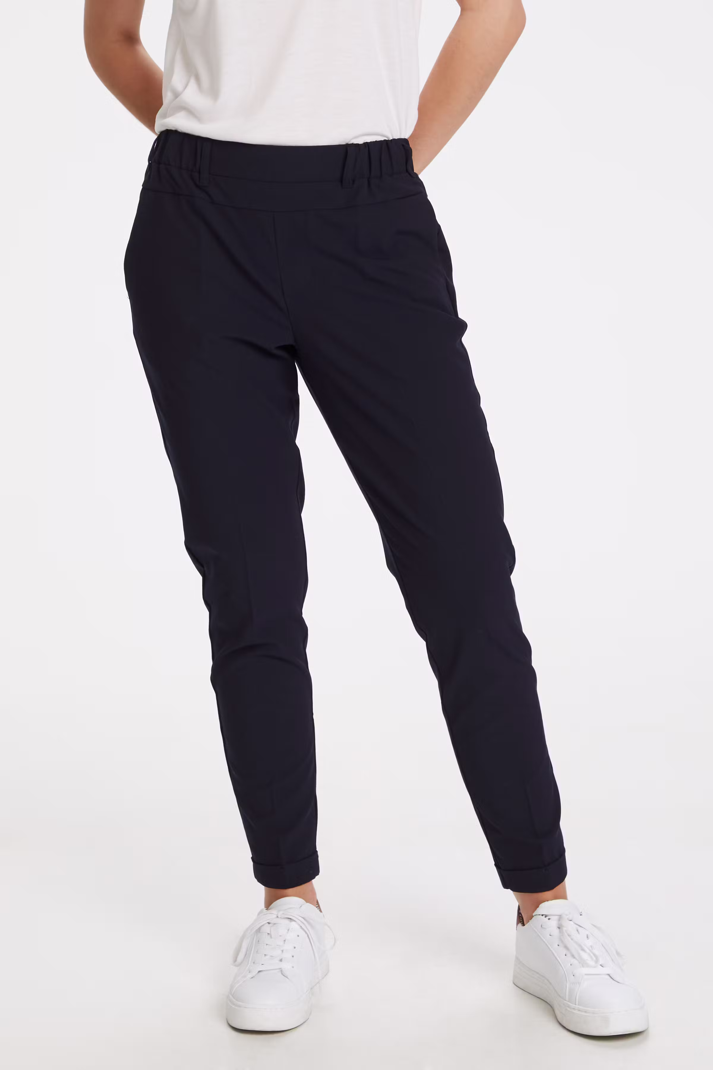 Nanci Bukser LOOKBOOK FRONT 10502469-52737
