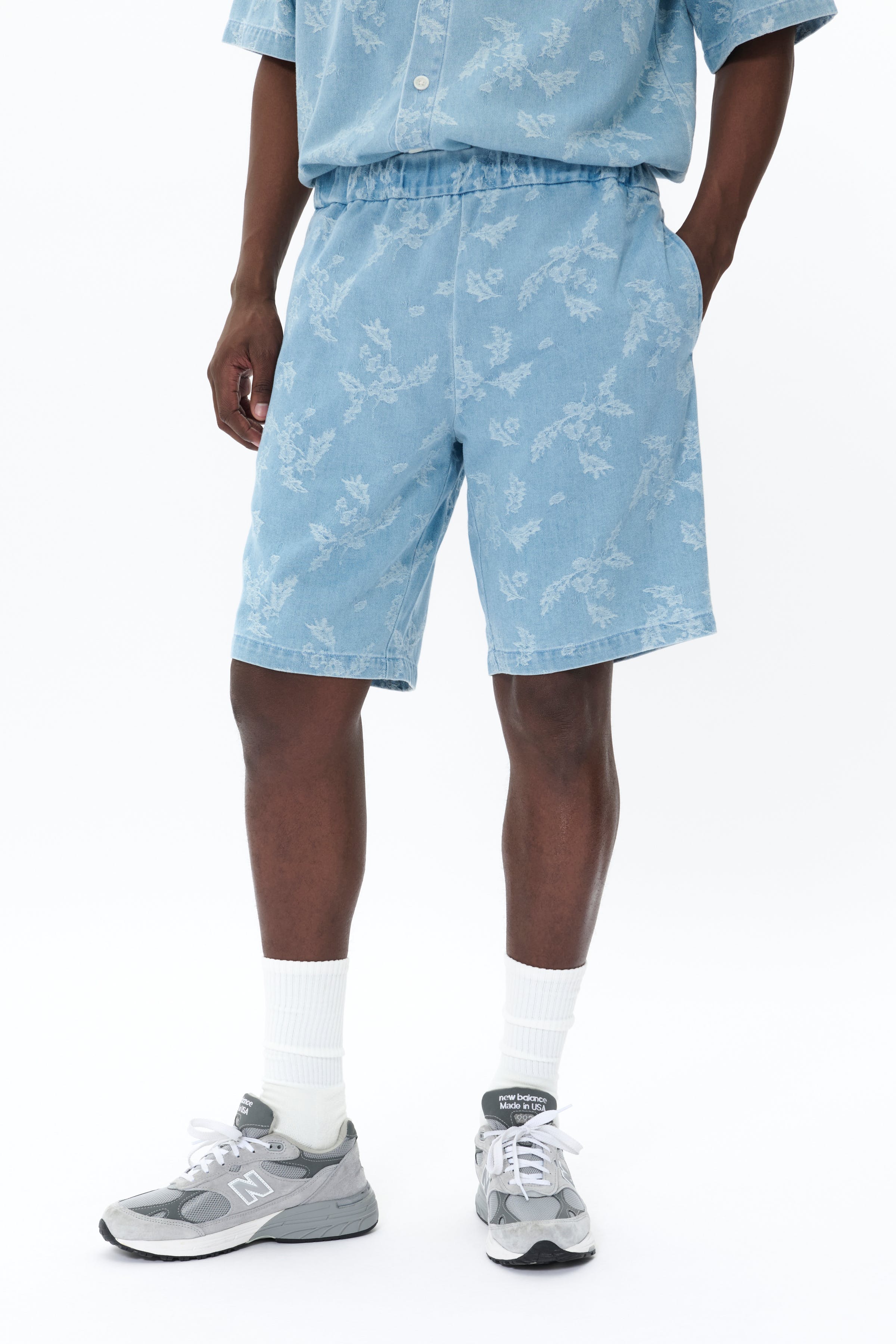 MAlyle Shorts LOOKBOOK FRONT 30208127-300280