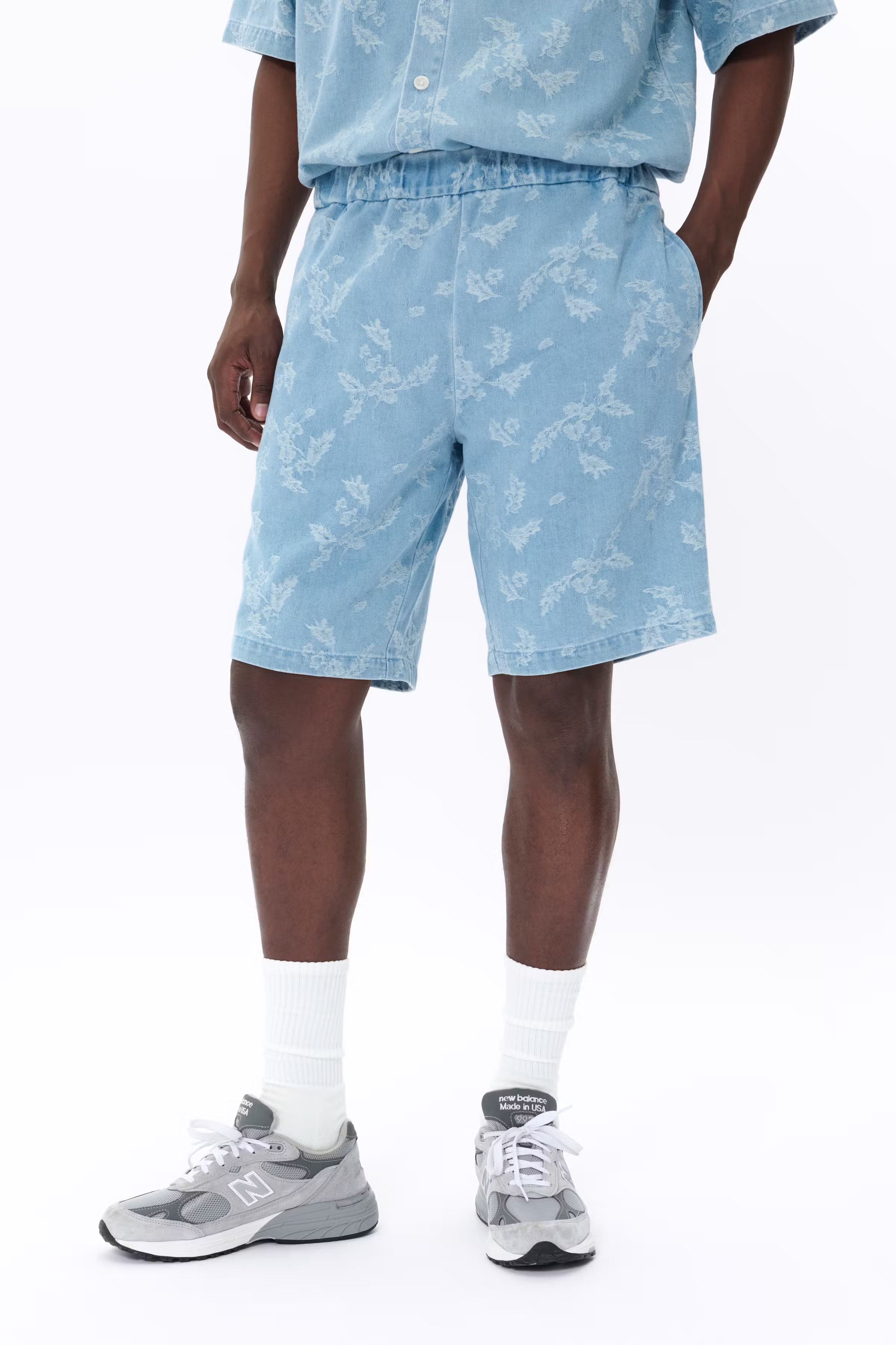 MAlyle Shorts LOOKBOOK FRONT 30208127-300280