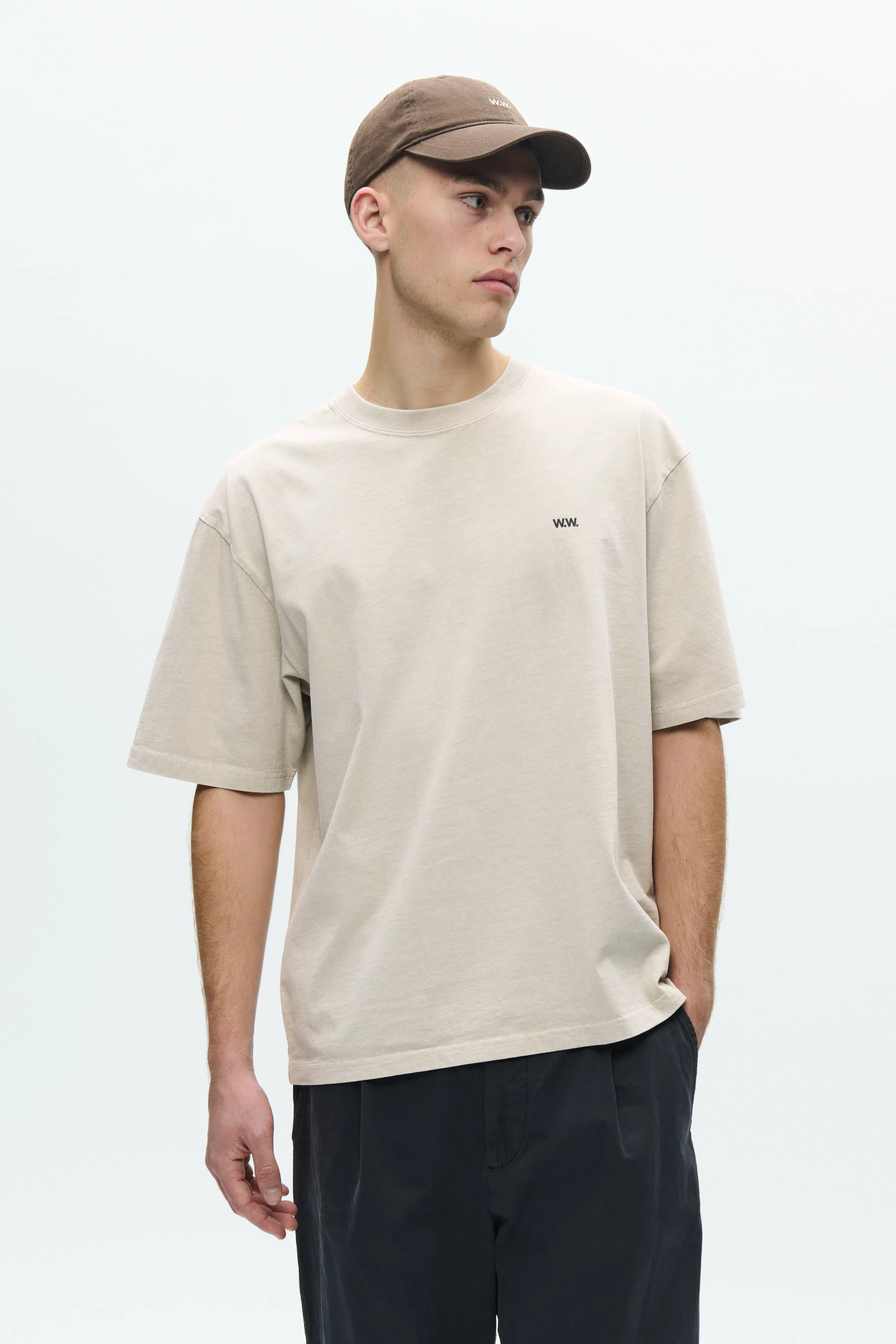 WWGary T-shirt object LOOKBOOK FRONT 30251996-144500
