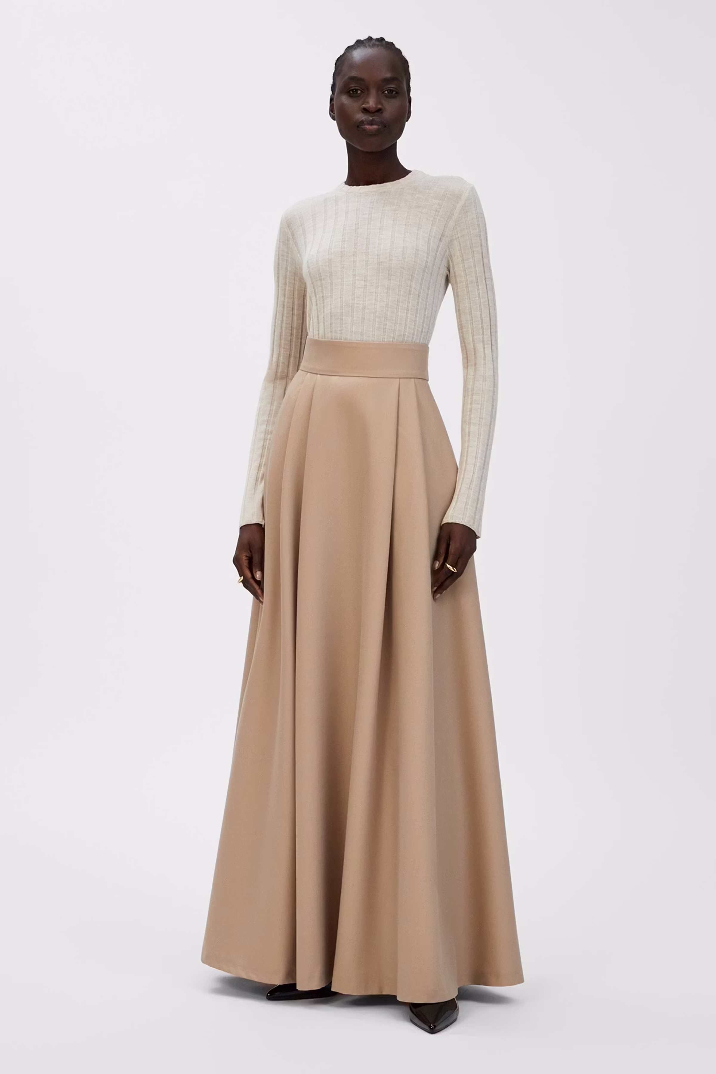 IO Skirt LOOKBOOK FRONT 30600648-BE446