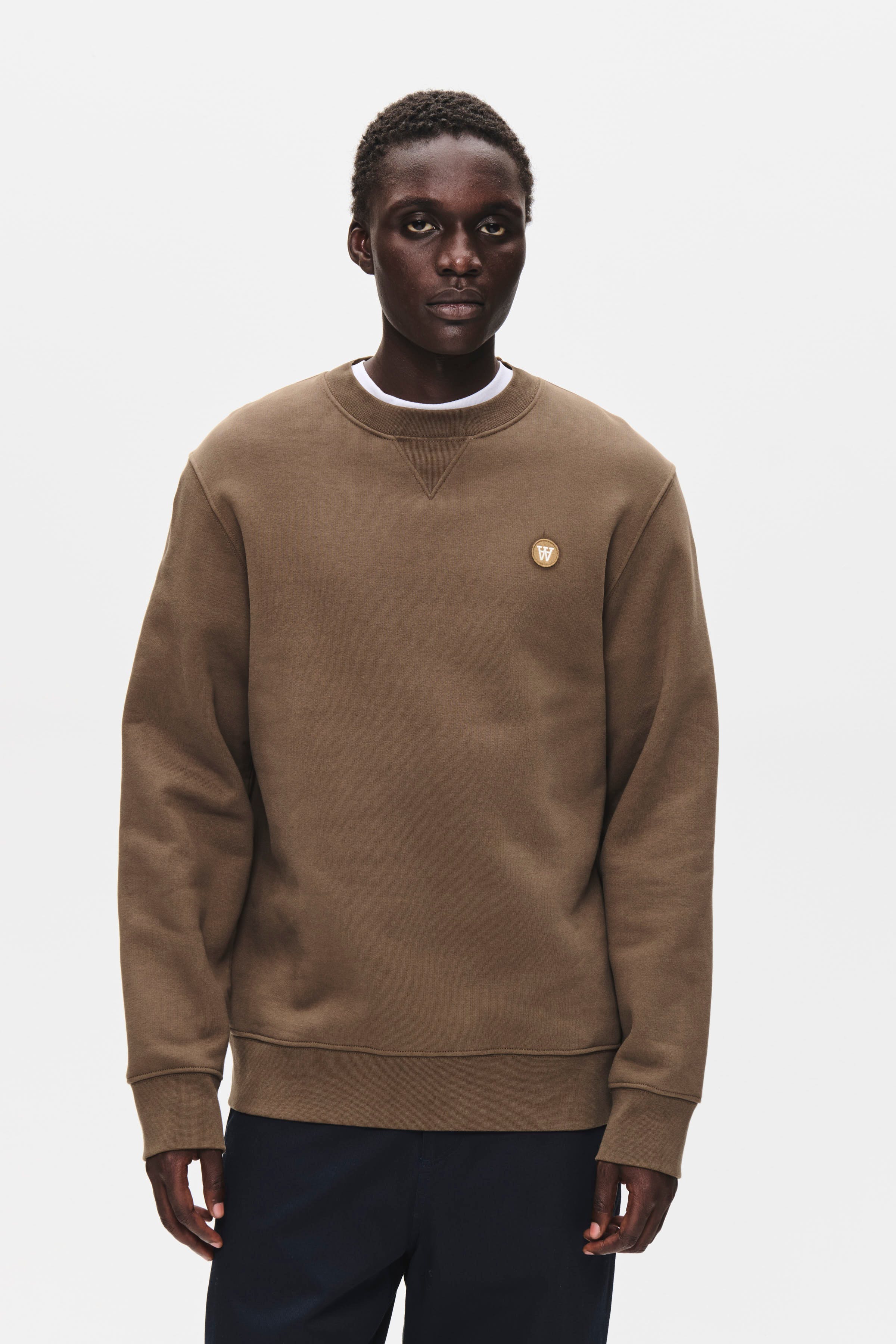 WWTye Sweatshirt LOOKBOOK FRONT 30251378-190815