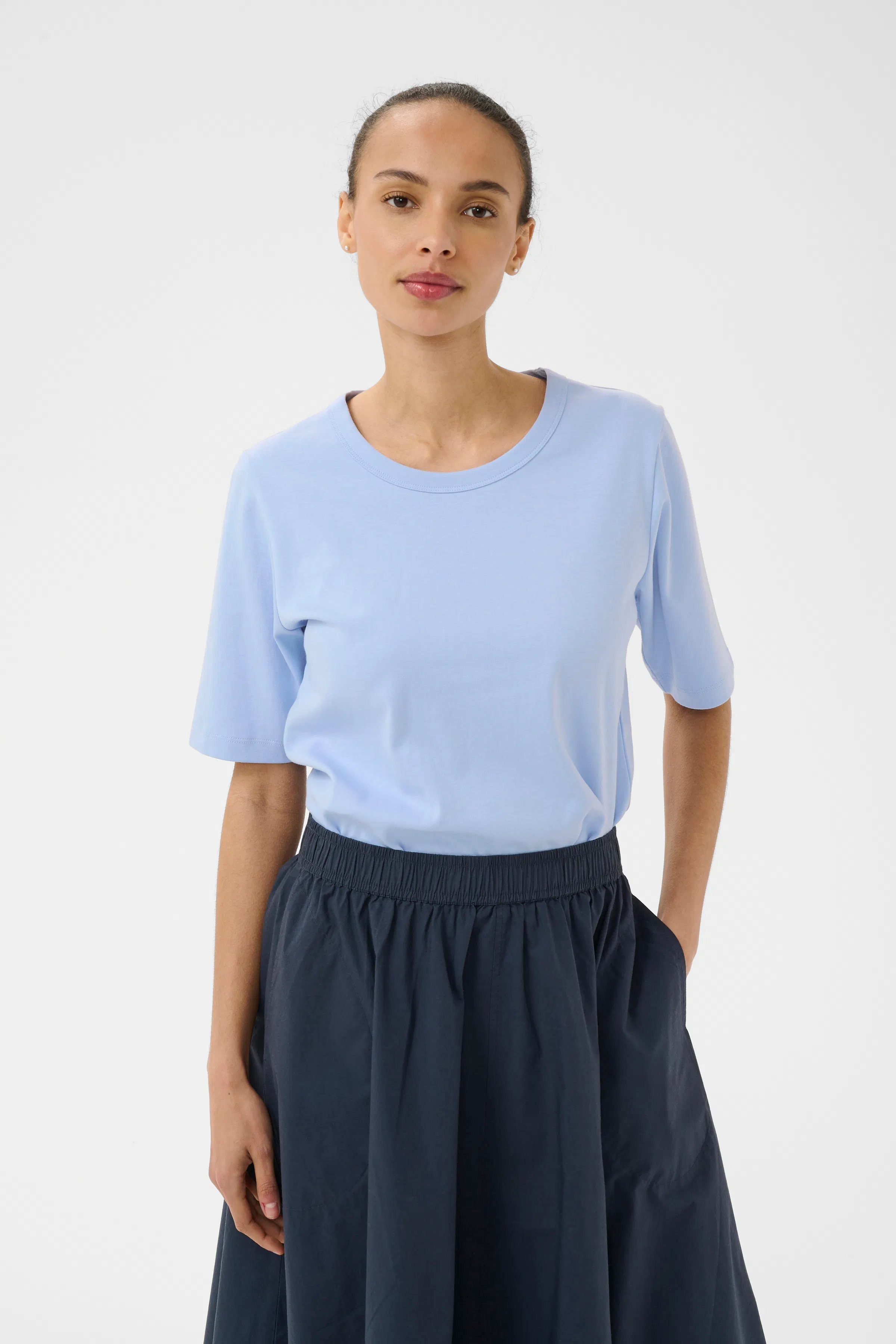 RatanaPW T-shirt LOOKBOOK FRONT 30309870-163922