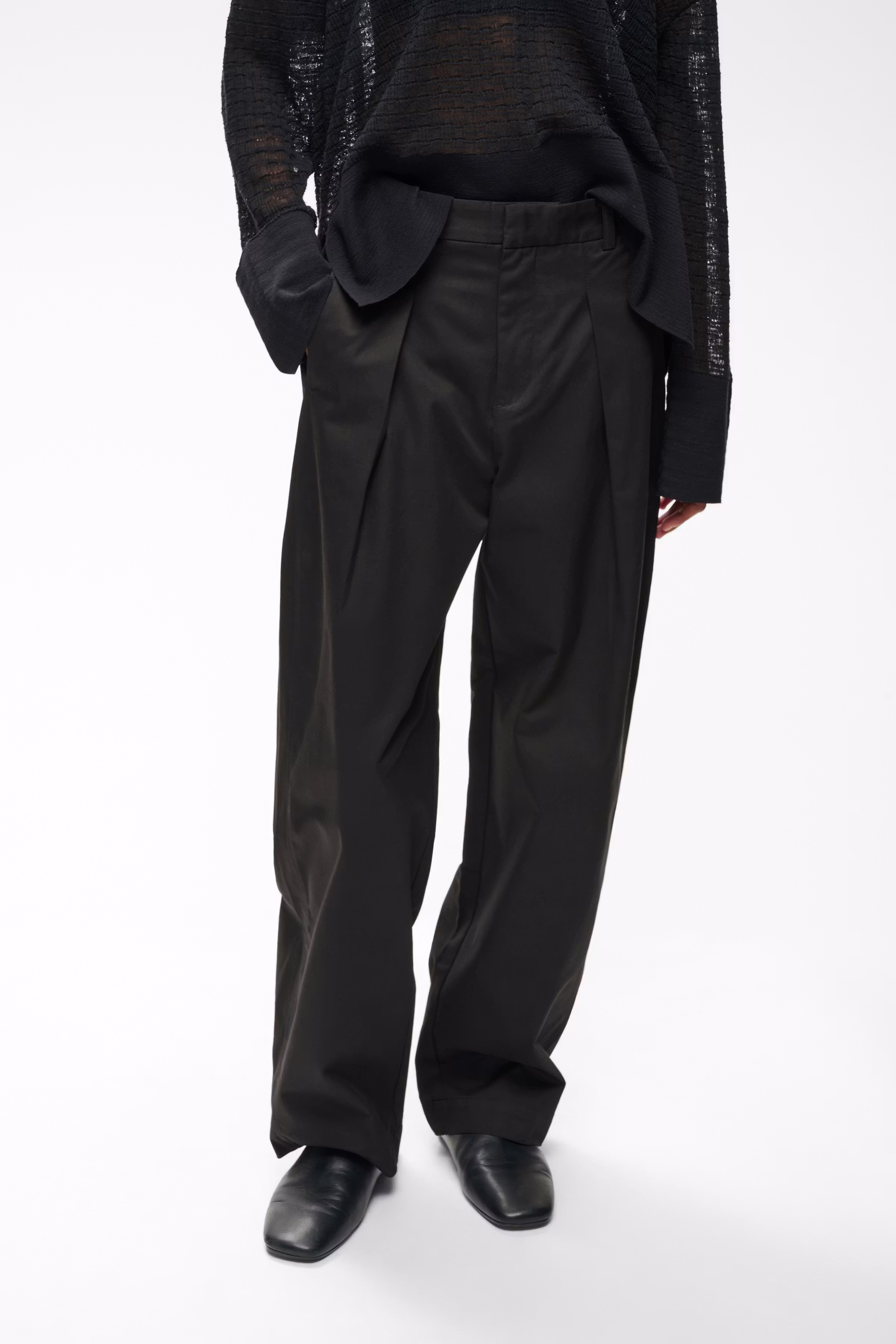 TinikkaIW Barrel Trousers LOOKBOOK FRONT 30111163-194008