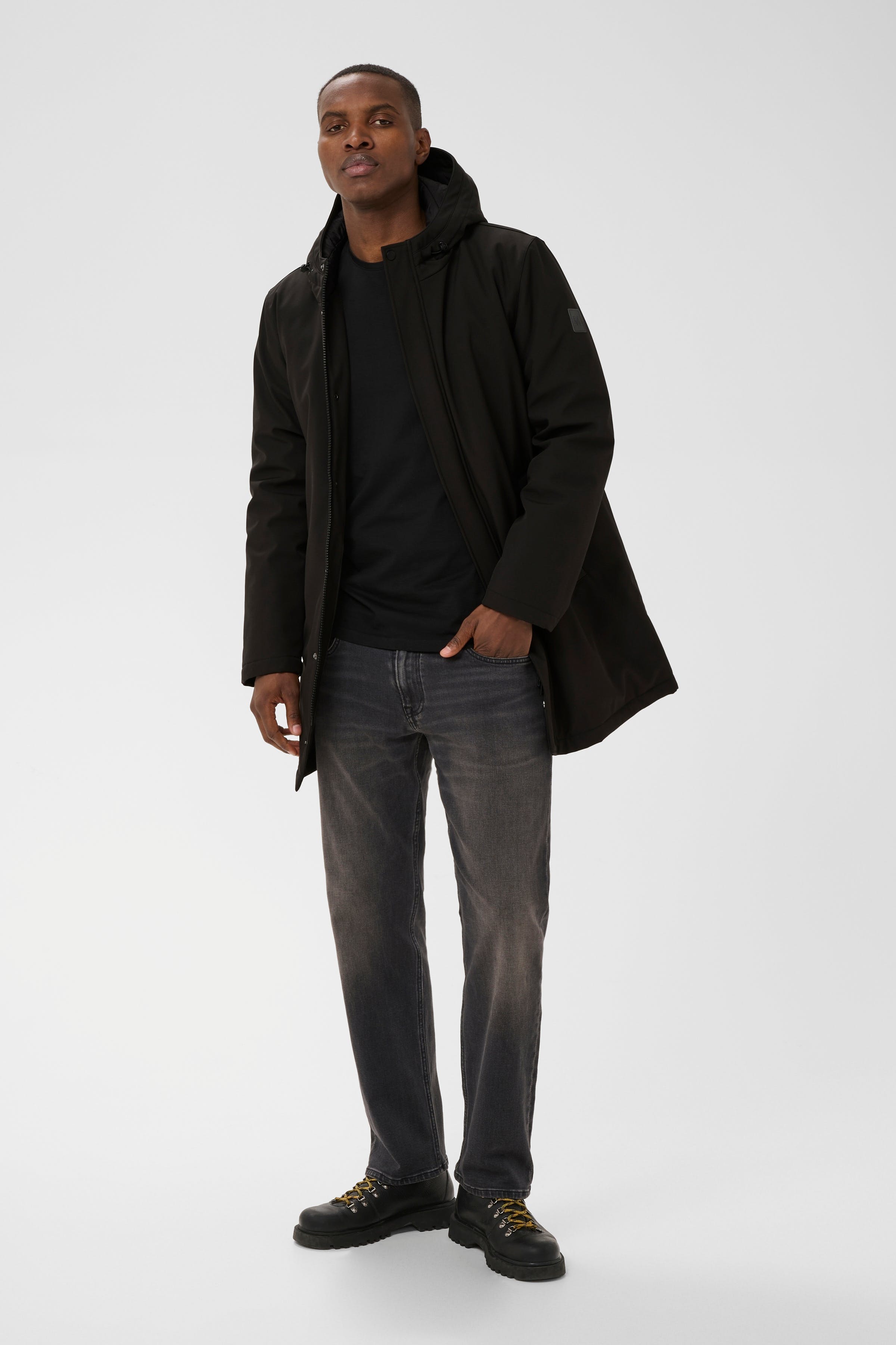 MAdeston Coat LOOKBOOK FRONT 30205571-300275